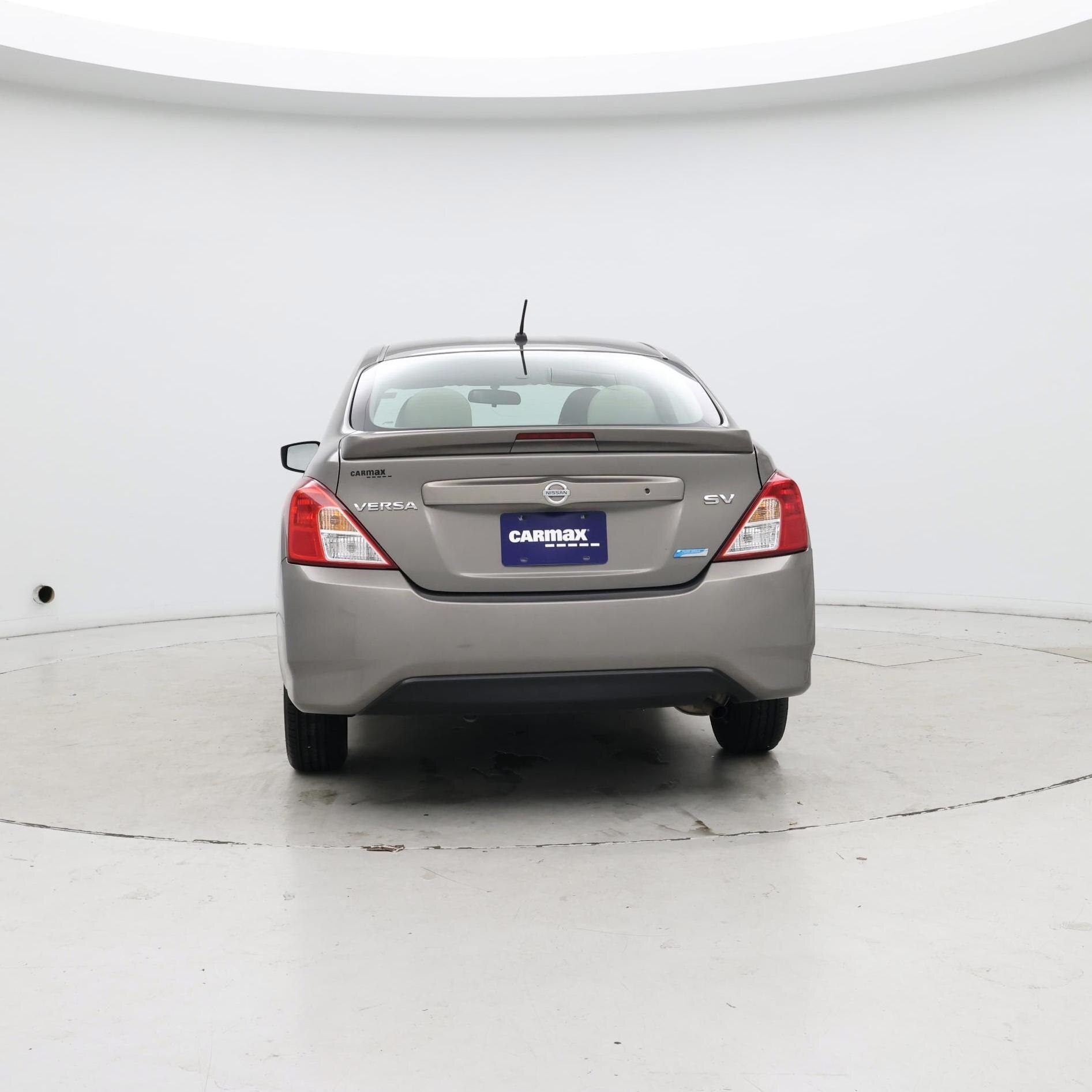 Thumbnail: 2016 Nissan Versa - 6