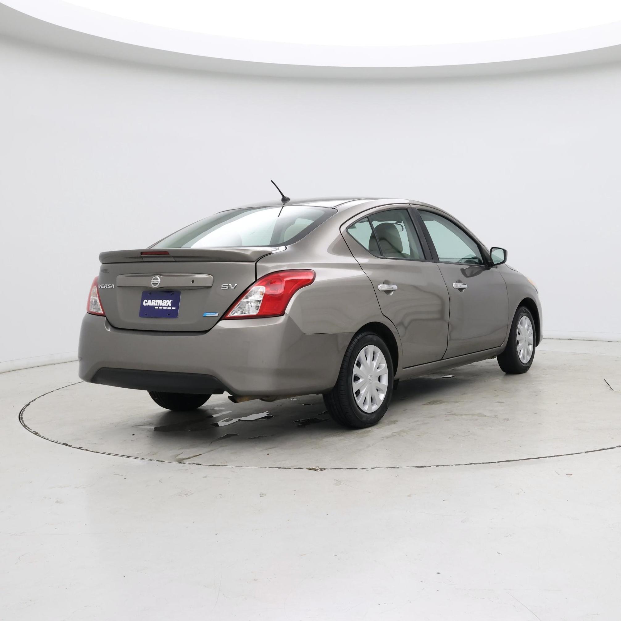 Thumbnail: 2016 Nissan Versa - 8