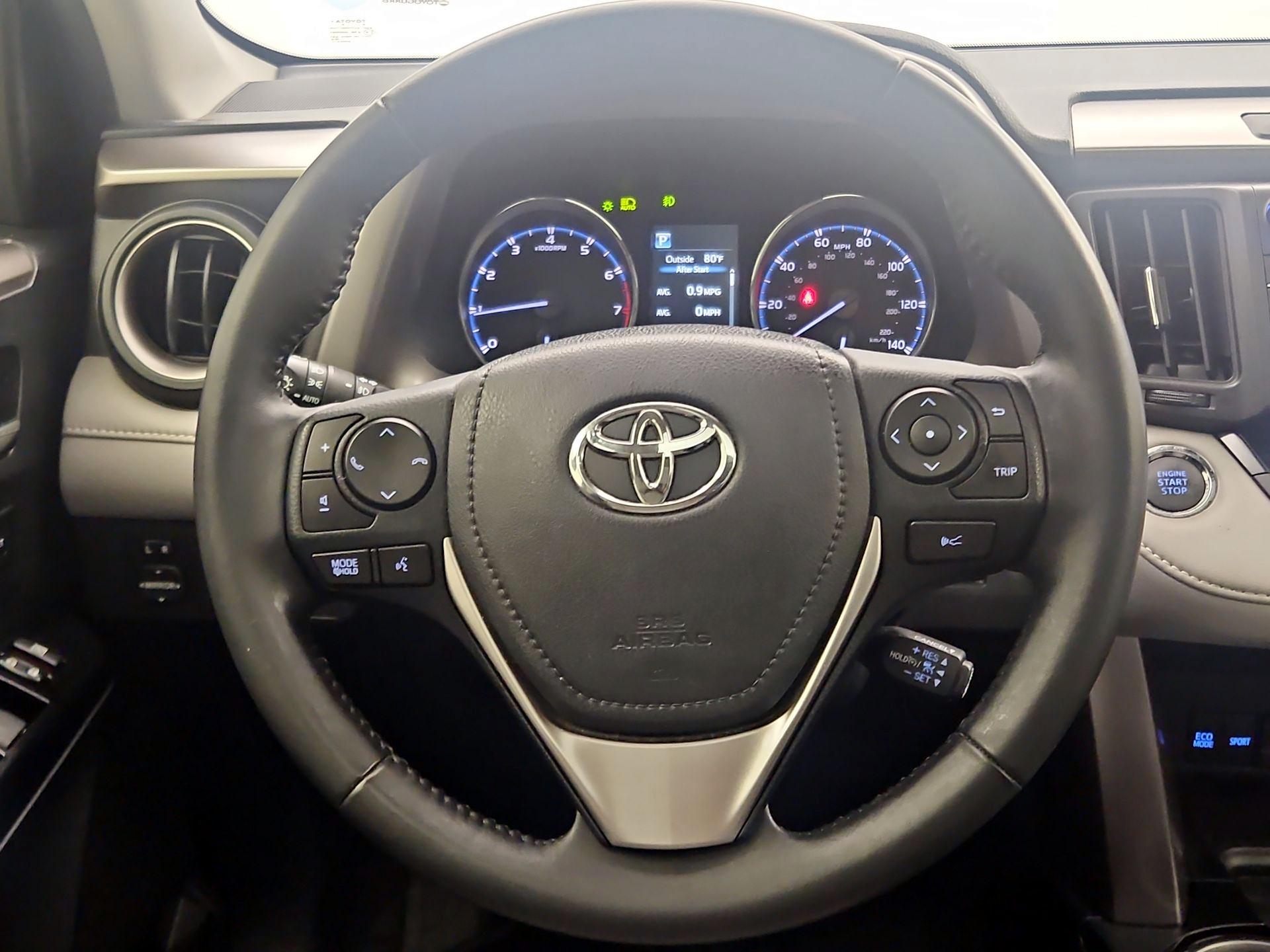 Thumbnail: 2018 Toyota RAV4 - 10