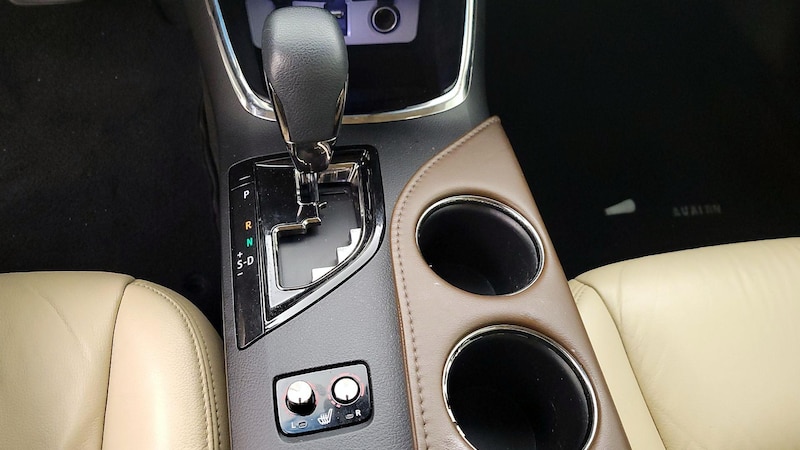 2014 Toyota Avalon XLE 17
