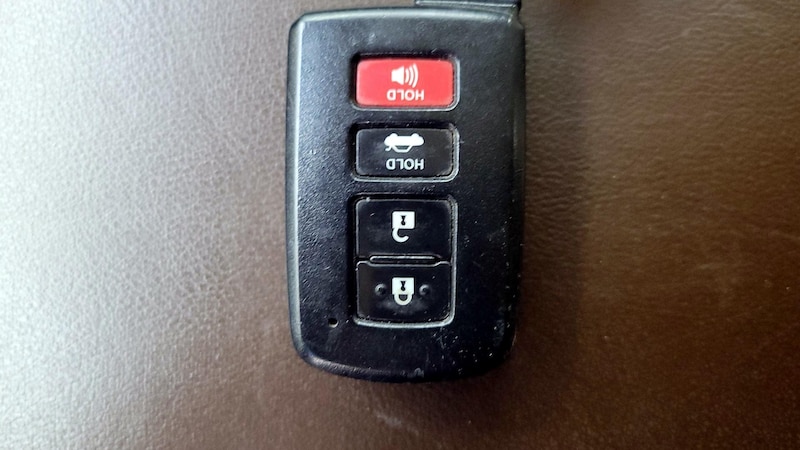 2014 Toyota Avalon XLE 23