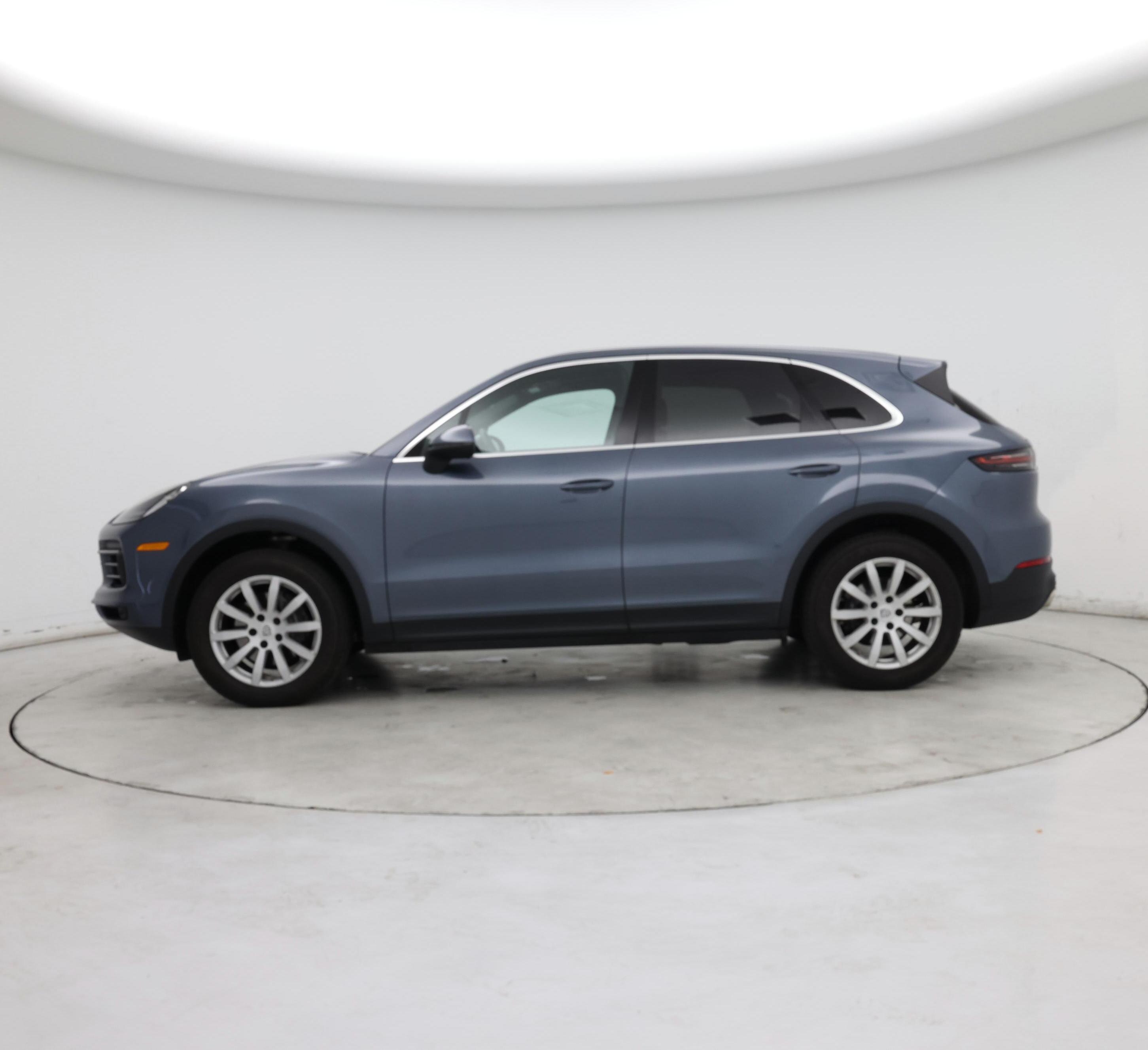 Thumbnail: 2019 Porsche Cayenne - 3