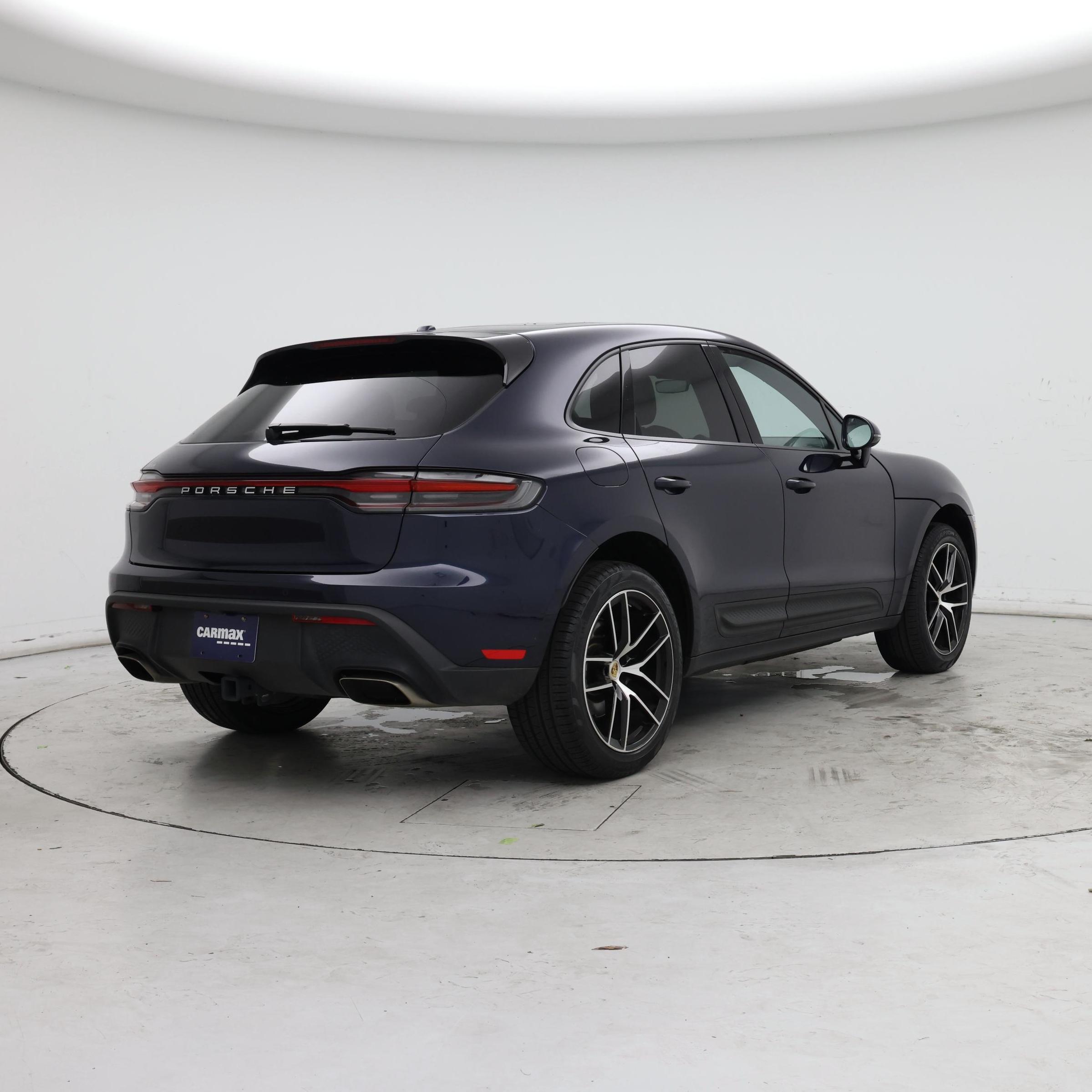 Thumbnail: 2022 Porsche Macan - 8