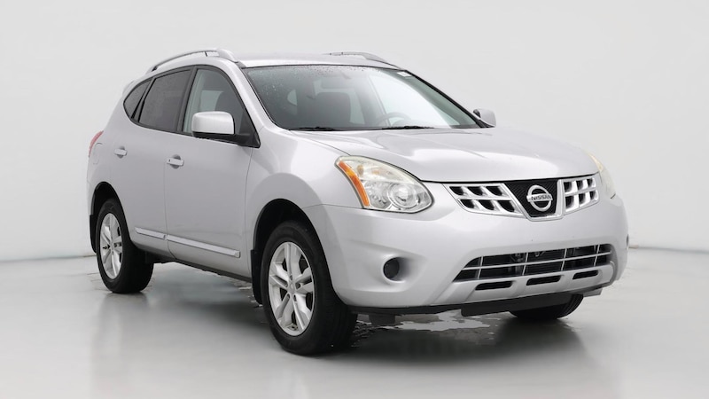 2013 Nissan Rogue SV Hero Image