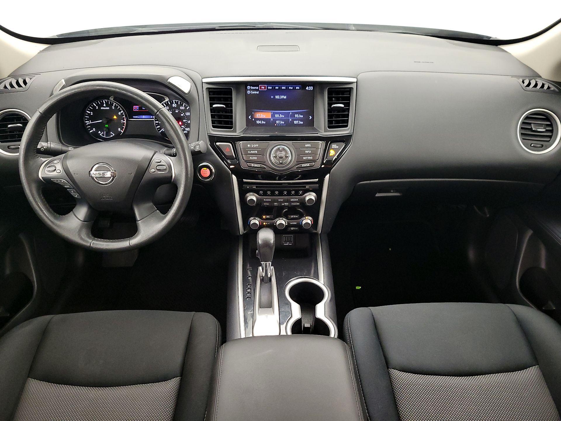 Thumbnail: 2018 Nissan Pathfinder - 9