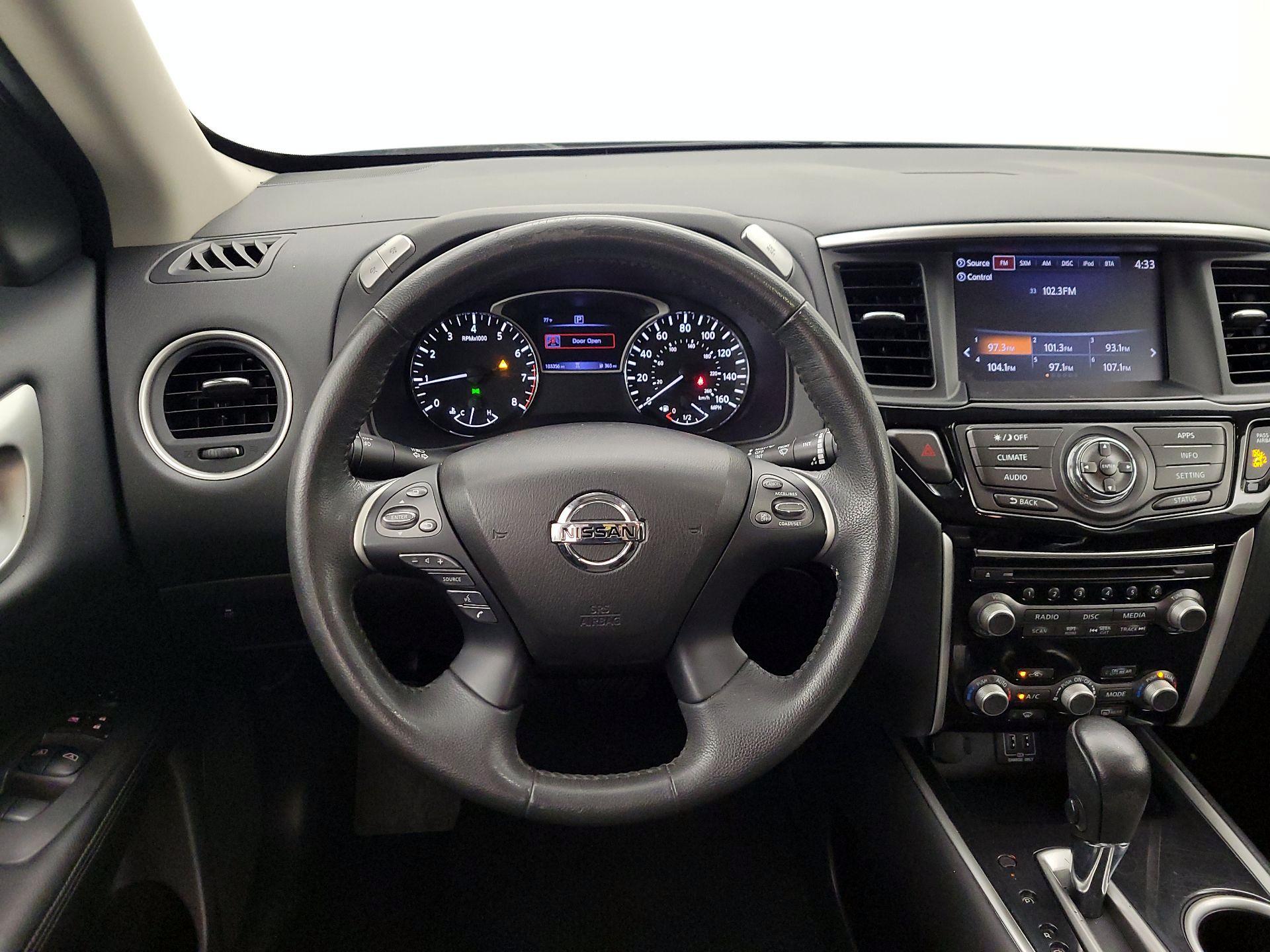 Thumbnail: 2018 Nissan Pathfinder - 10
