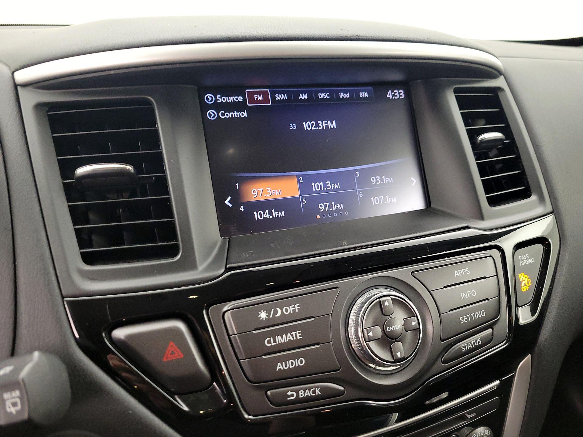 Thumbnail: 2018 Nissan Pathfinder - 15