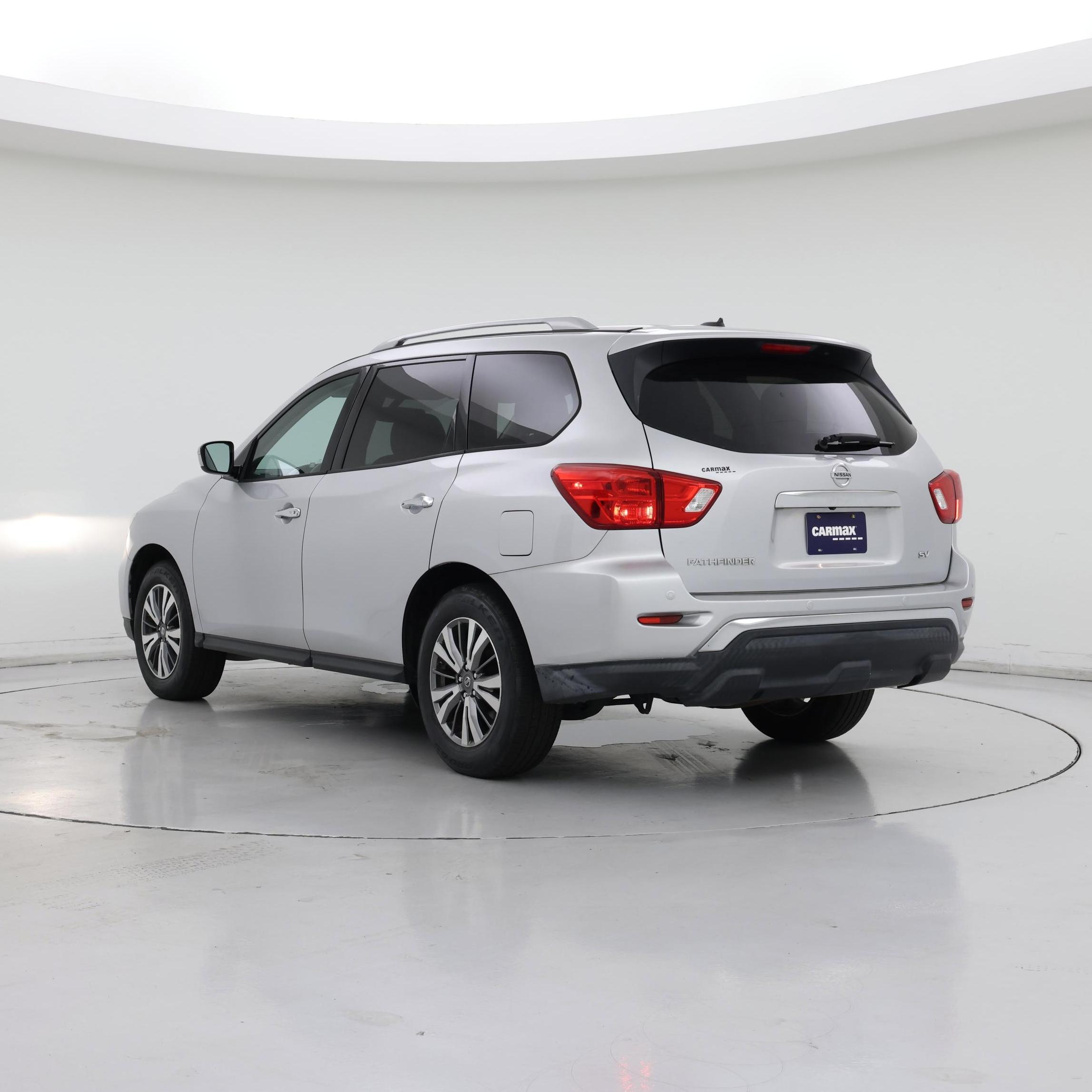 Thumbnail: 2018 Nissan Pathfinder - 2