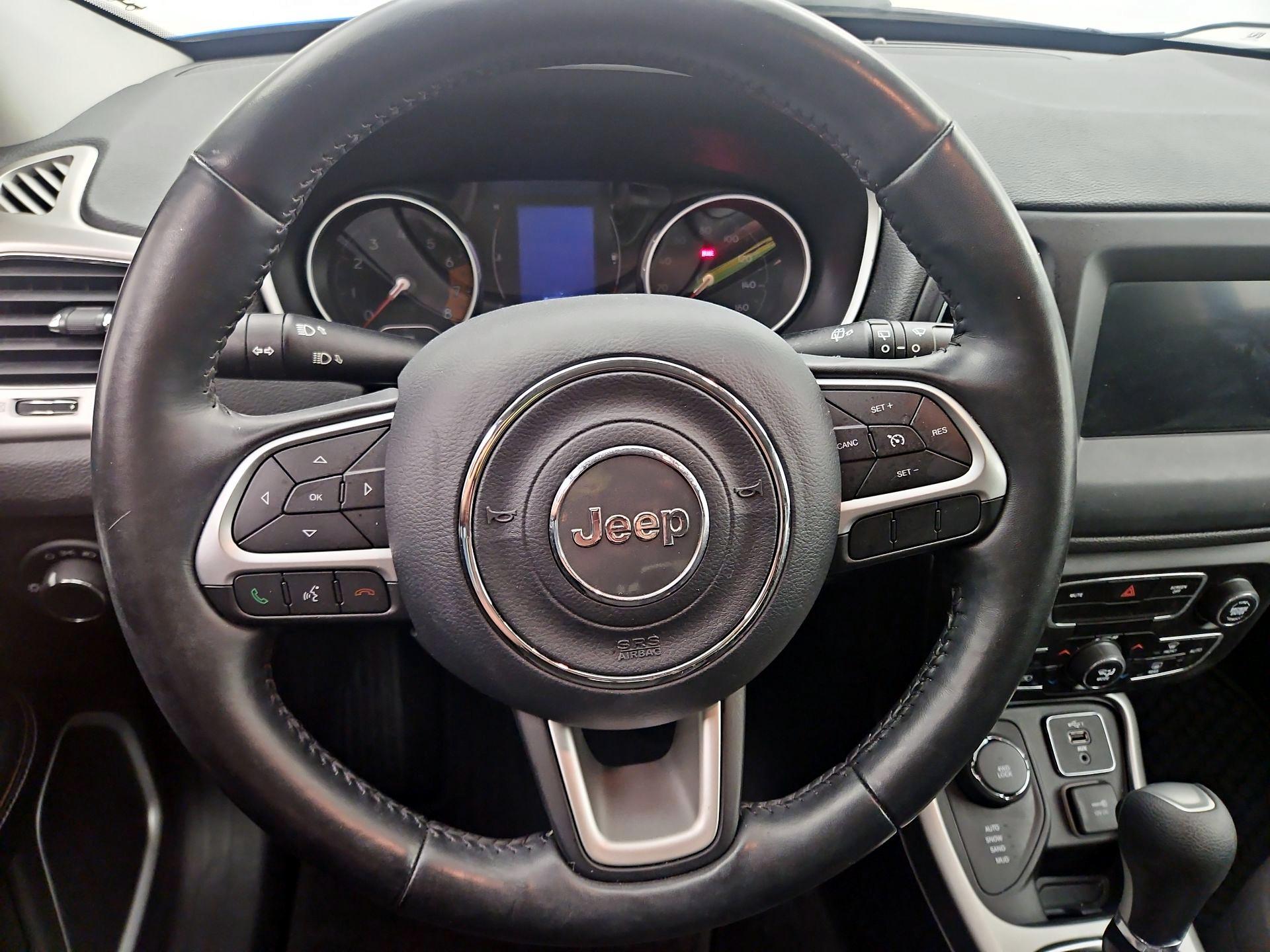 Thumbnail: 2020 Jeep Compass - 10