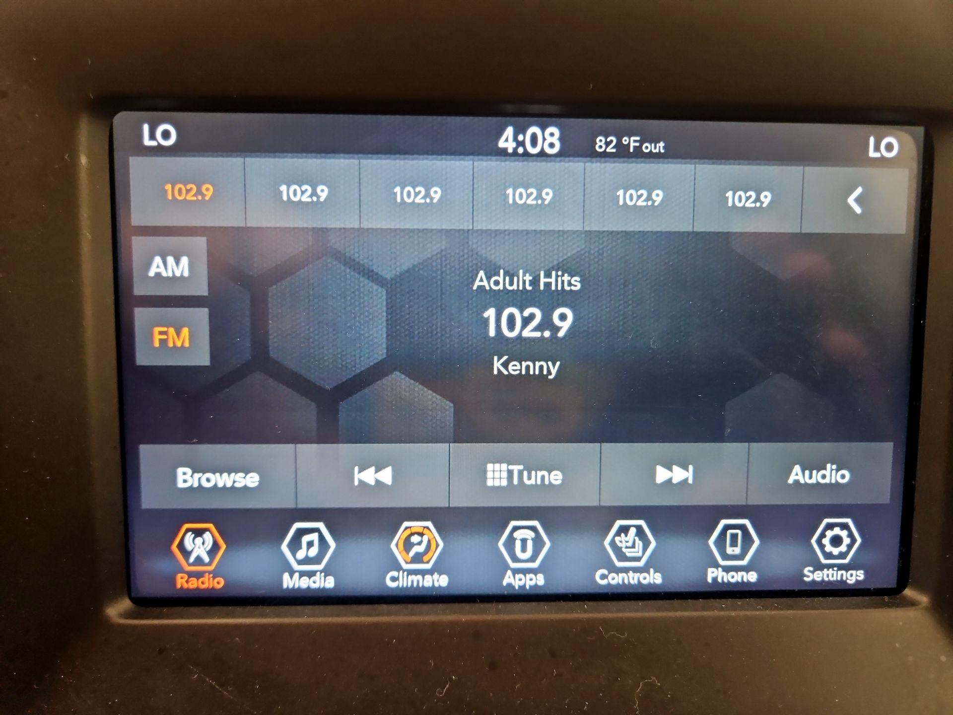 Thumbnail: 2020 Jeep Compass - 15