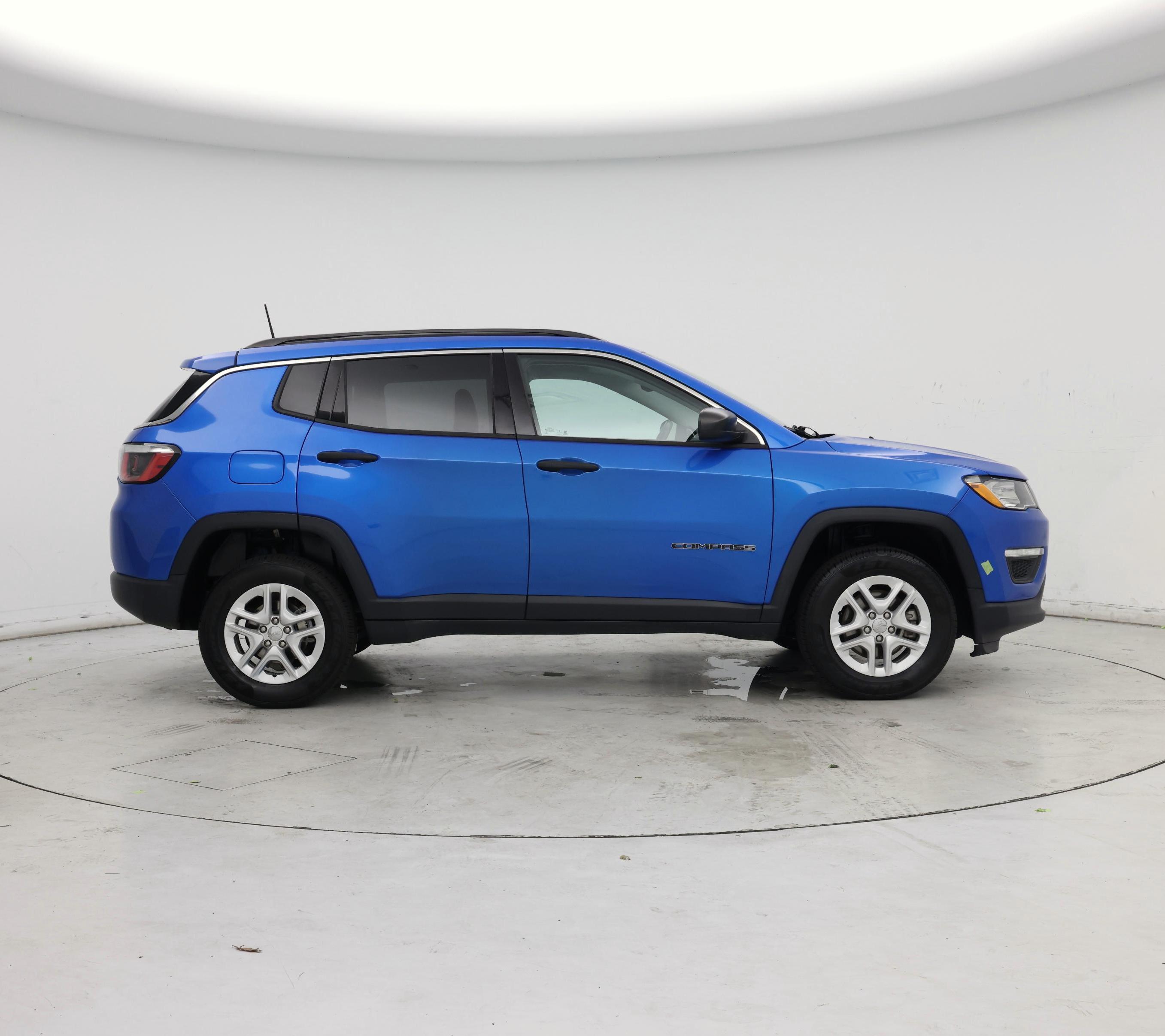 Thumbnail: 2020 Jeep Compass - 7