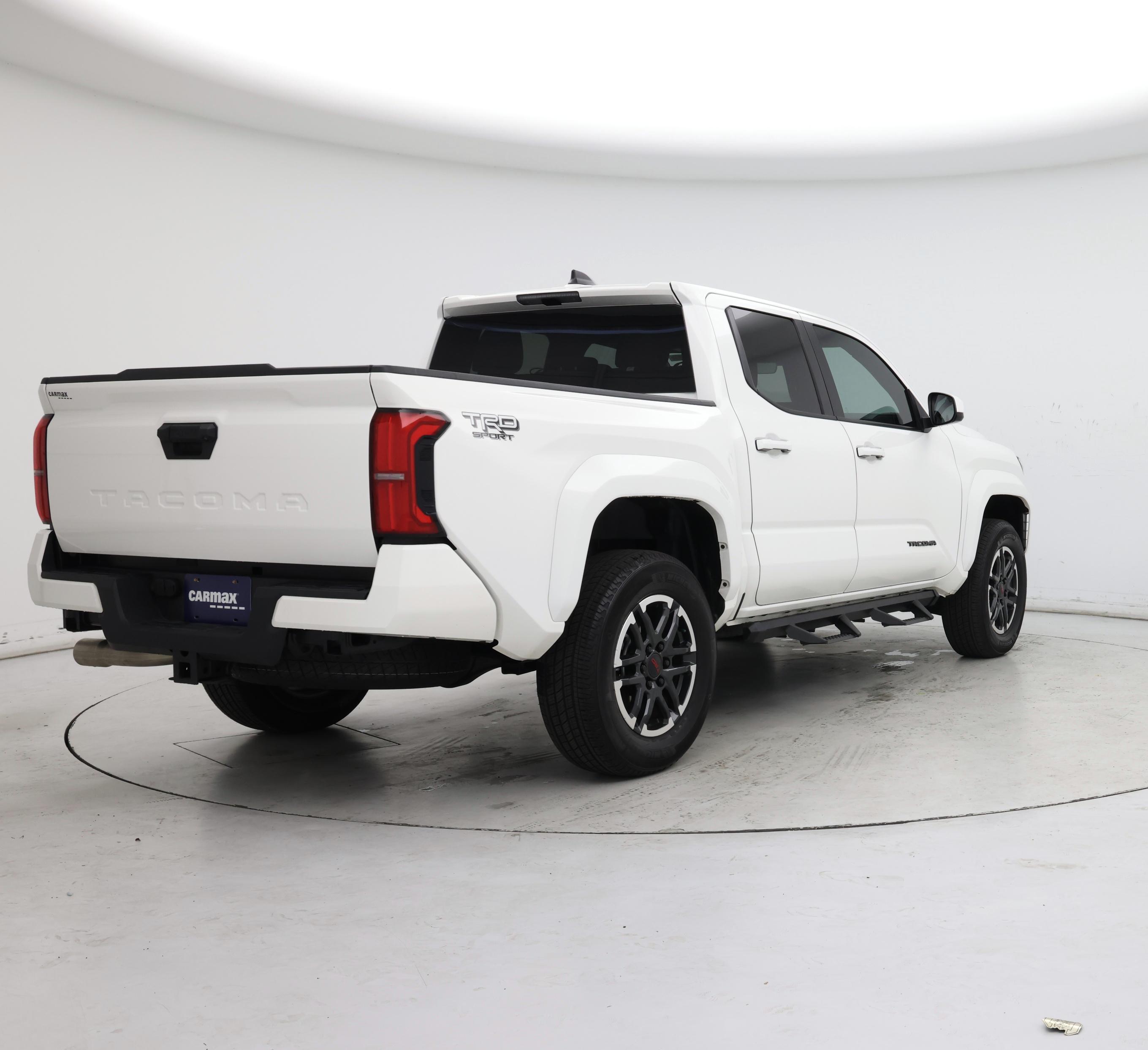 Thumbnail: 2024 Toyota Tacoma - 8