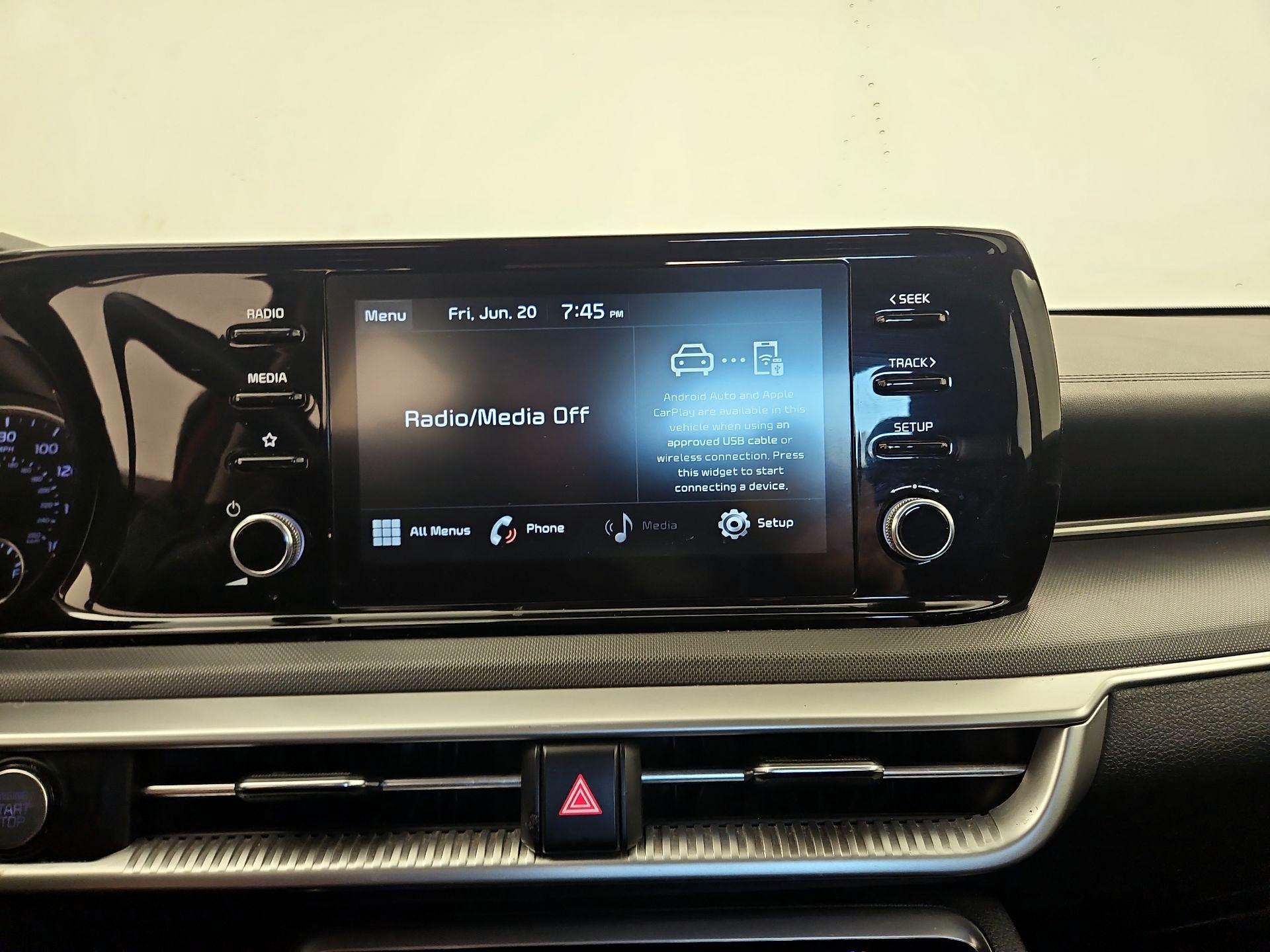 Thumbnail: 2021 Kia K5 - 16
