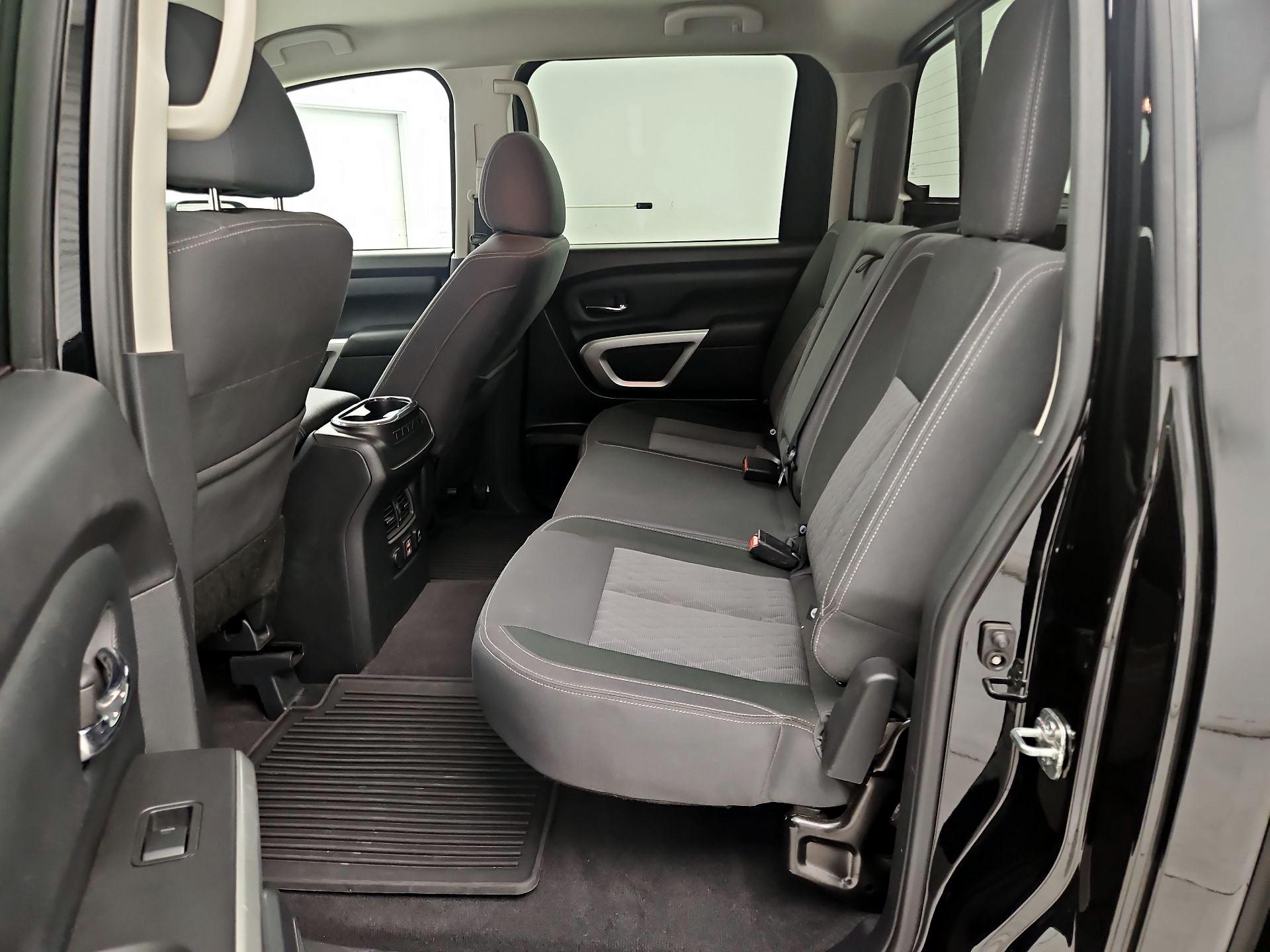 Thumbnail: 2021 Nissan Titan - 20