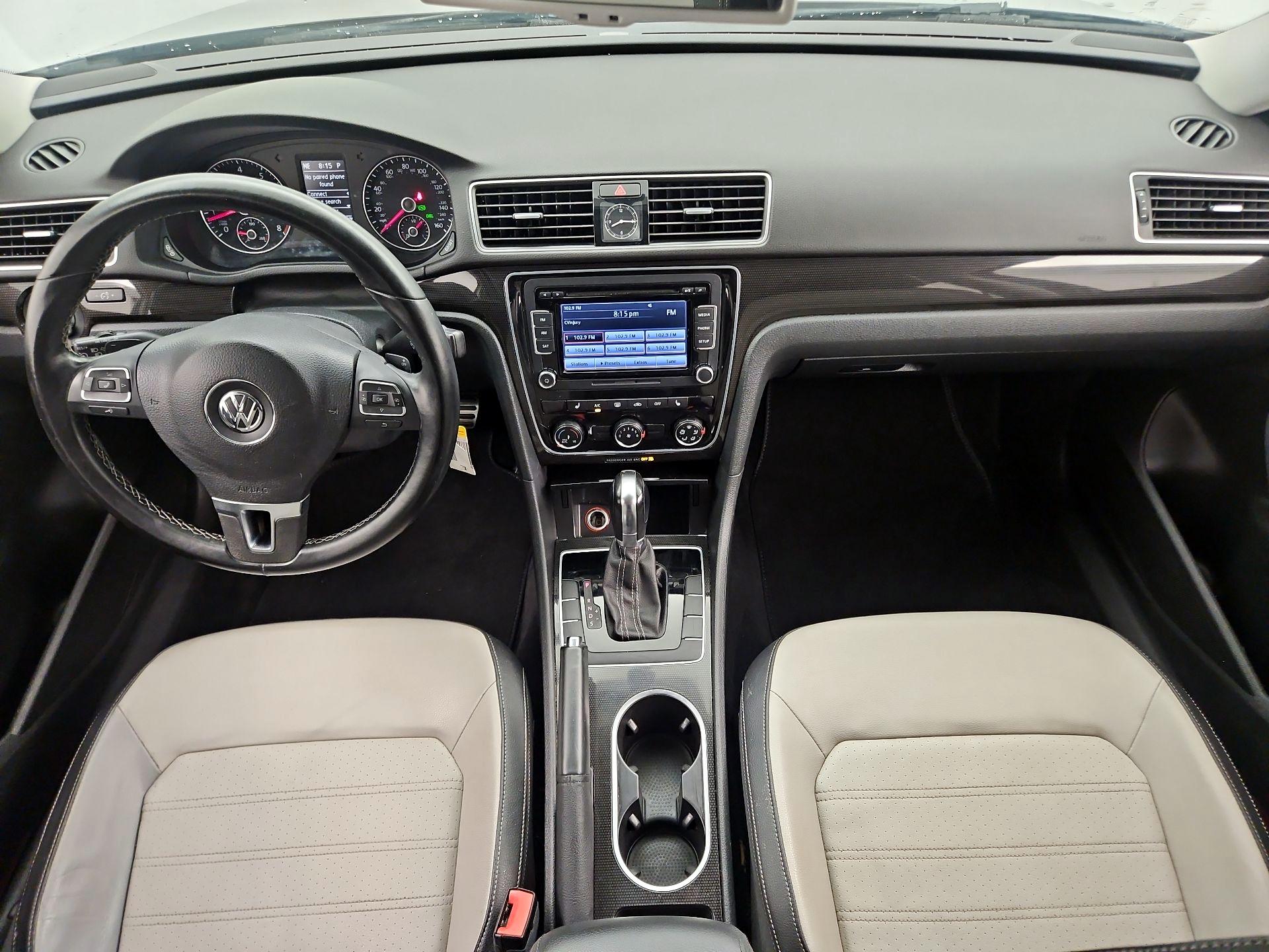 Thumbnail: 2014 Volkswagen Passat - 9