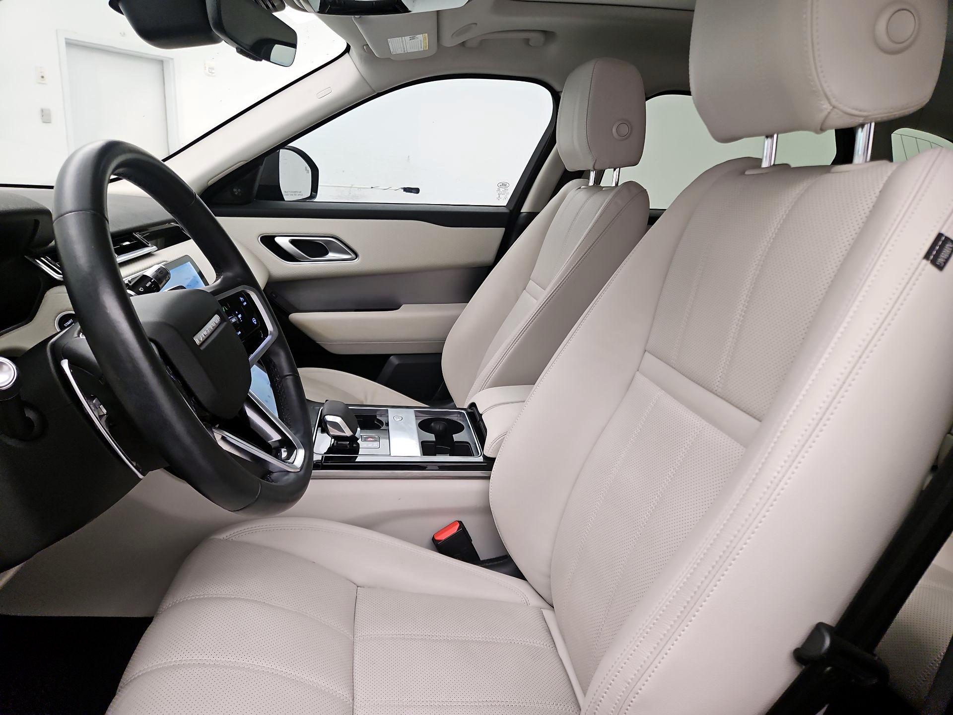 Thumbnail: 2021 Land Rover Range Rover Velar - 11