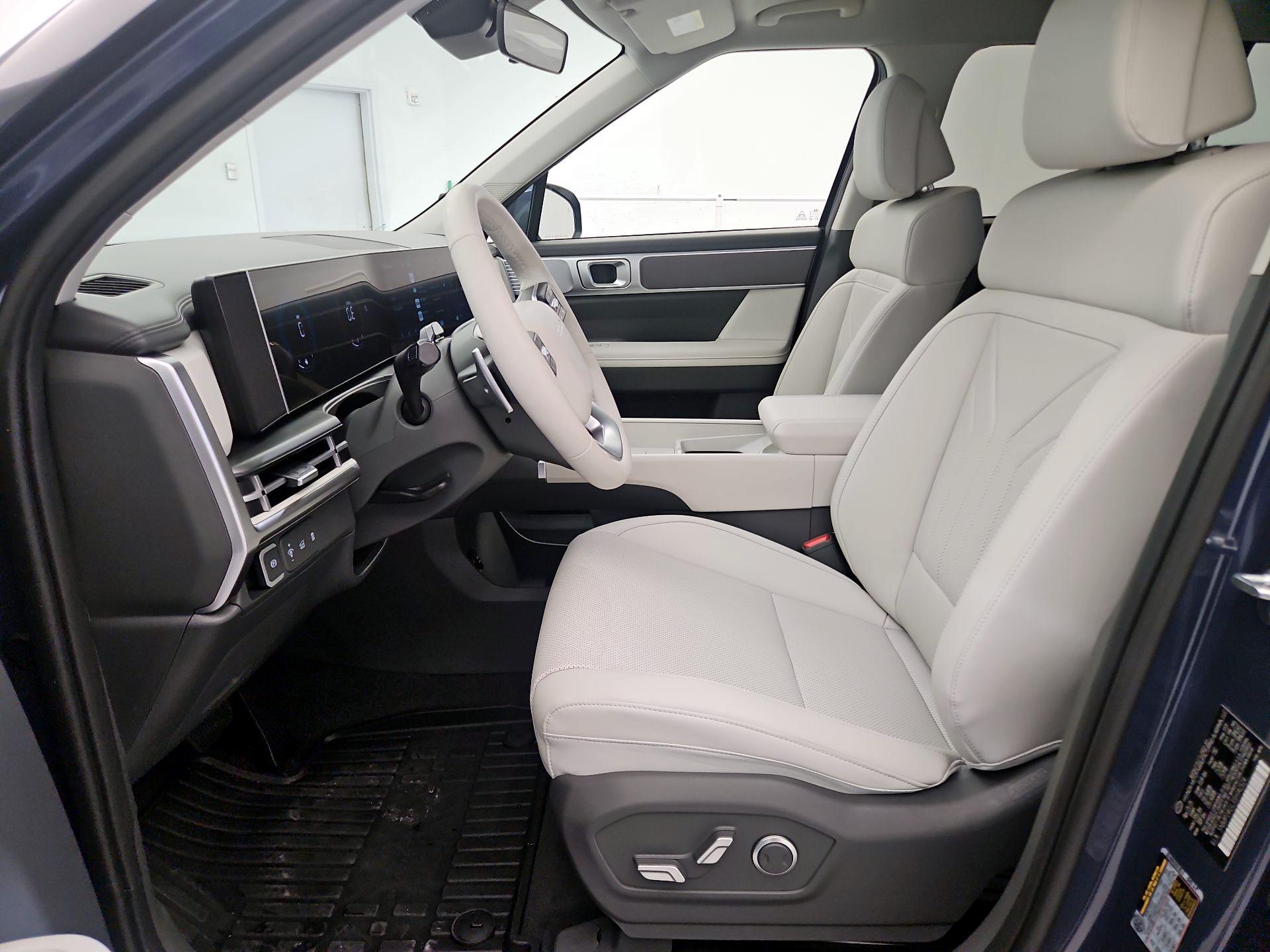 Thumbnail: 2025 Hyundai Santa Fe - 11