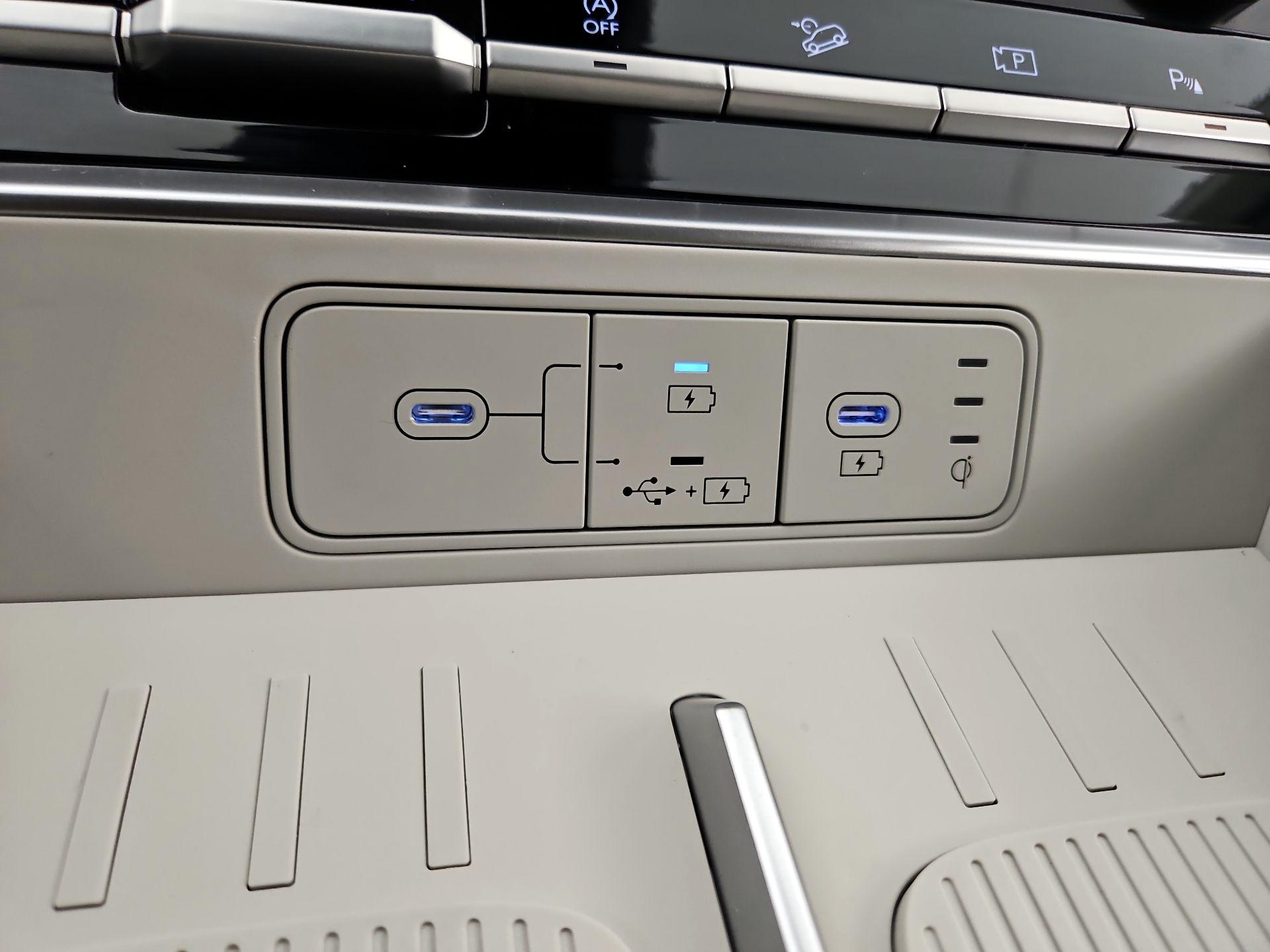 Thumbnail: 2025 Hyundai Santa Fe - 18