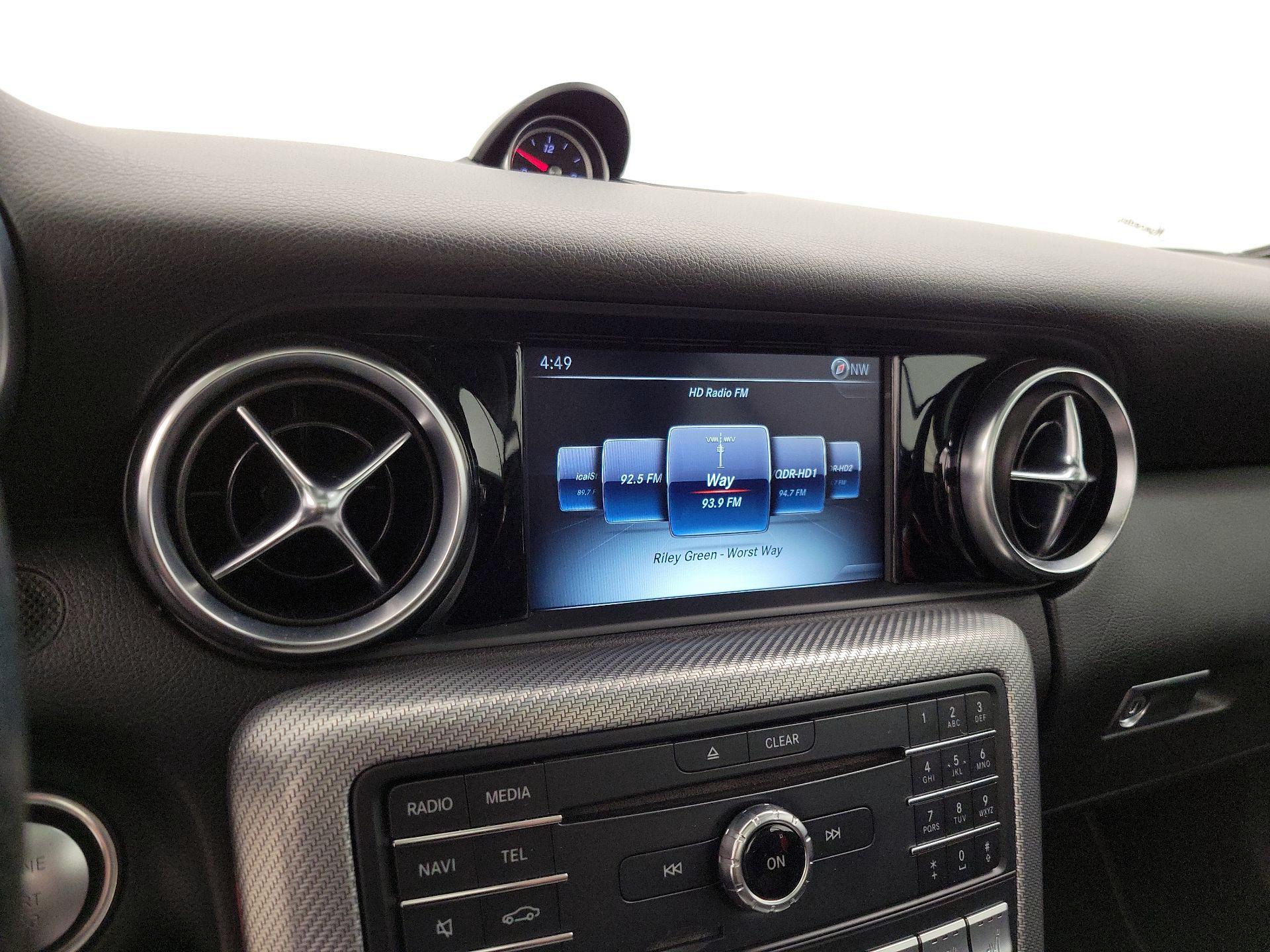 Thumbnail: 2017 Mercedes-Benz SL-Class - 15