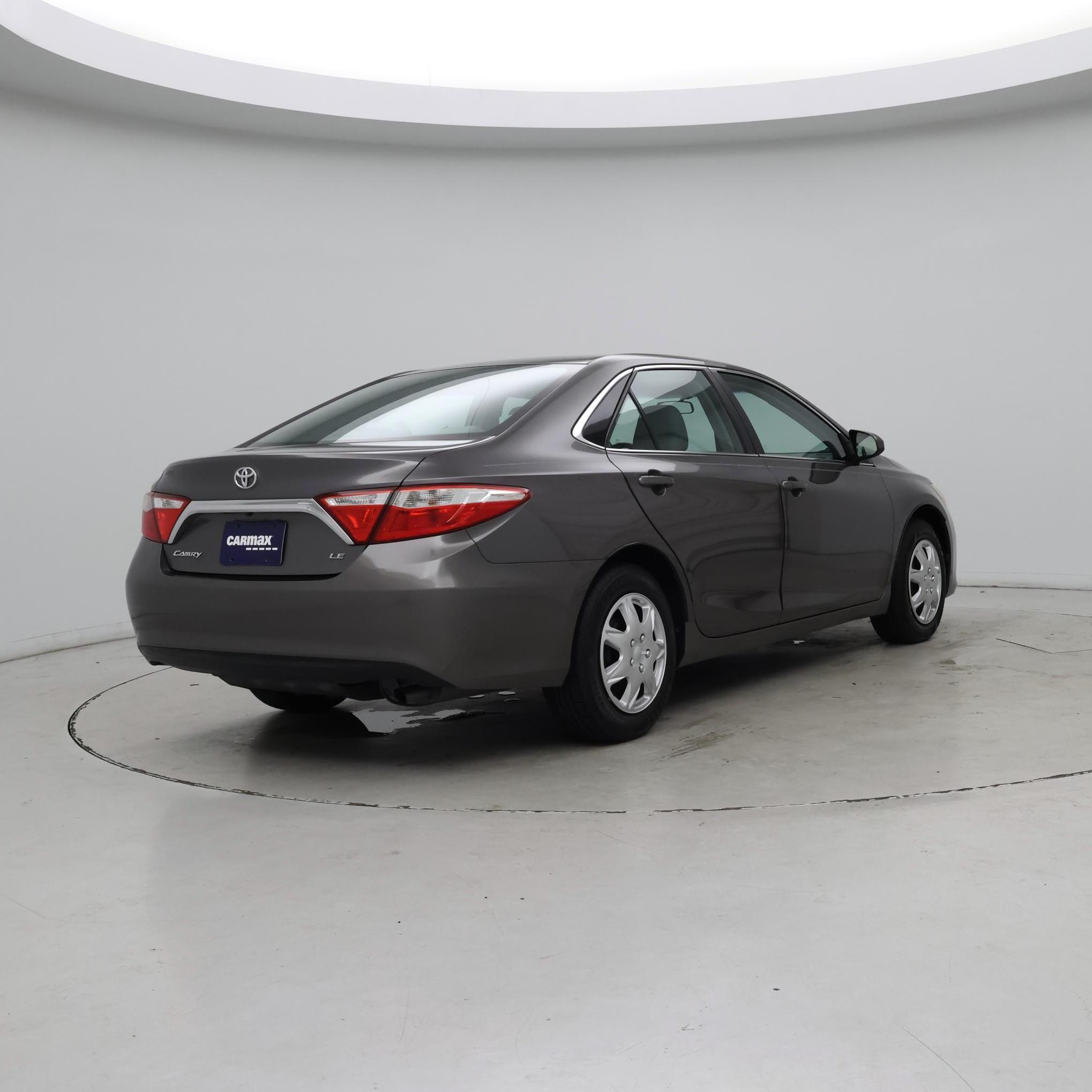 Thumbnail: 2016 Toyota Camry - 8