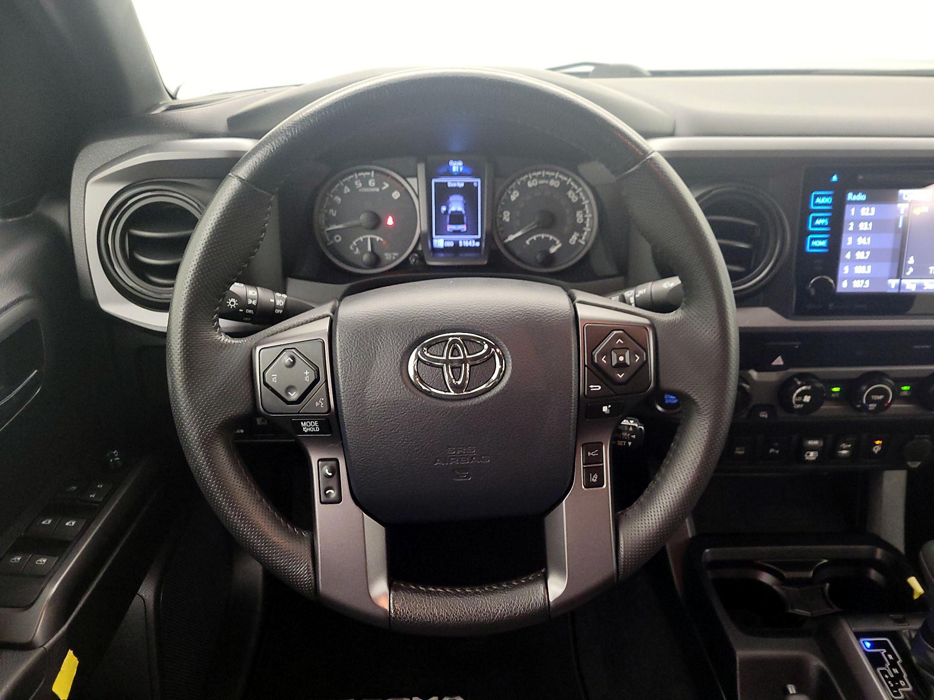 Thumbnail: 2019 Toyota Tacoma - 10