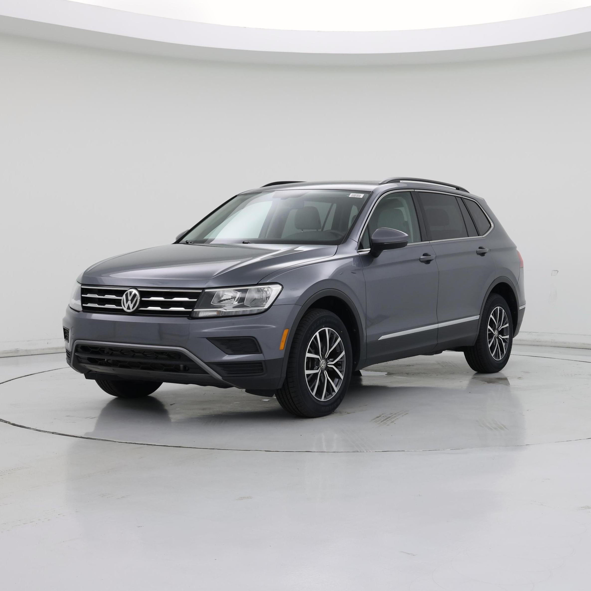 Thumbnail: 2020 Volkswagen Tiguan - 4