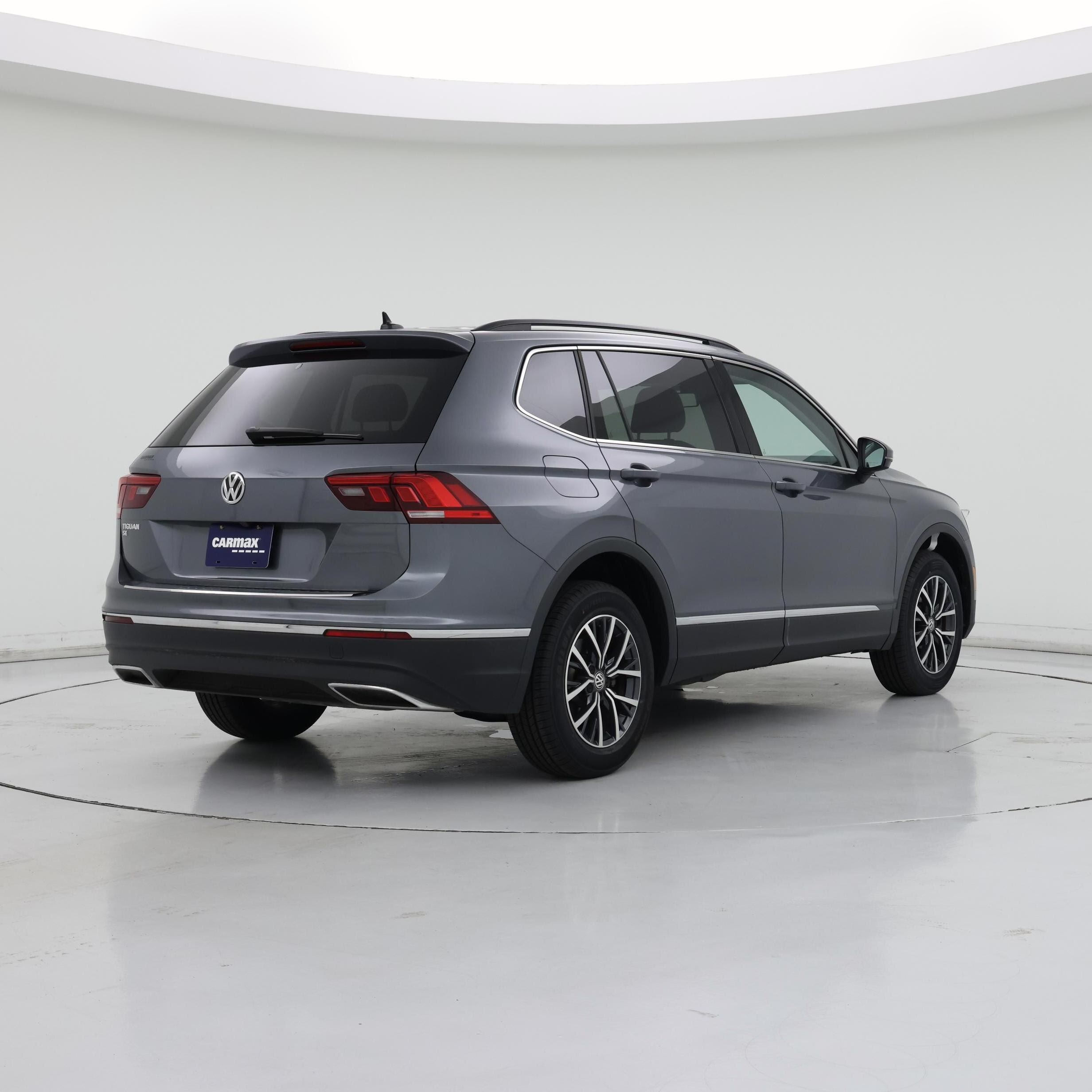 Thumbnail: 2020 Volkswagen Tiguan - 8