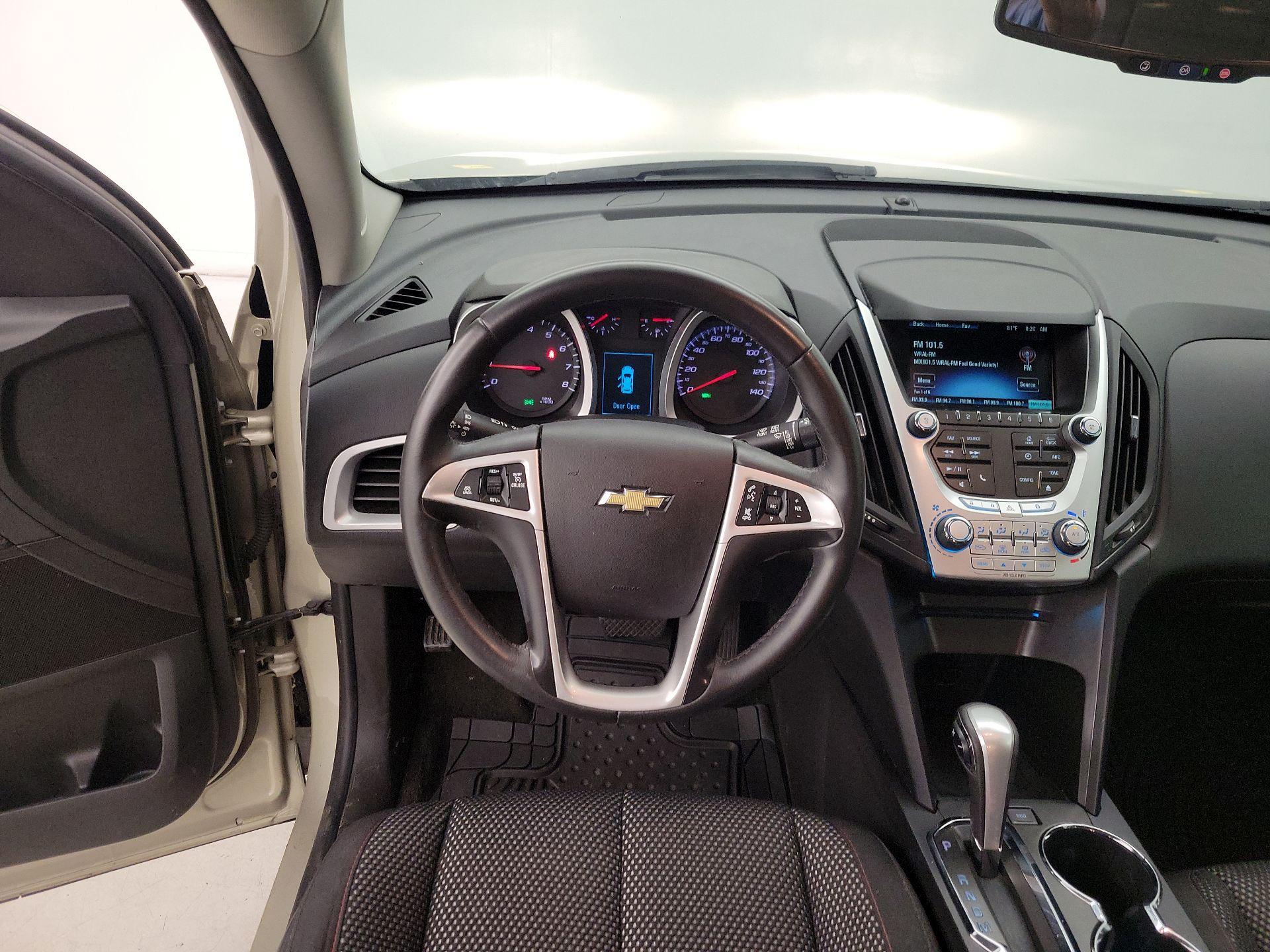 Thumbnail: 2015 Chevrolet Equinox - 10