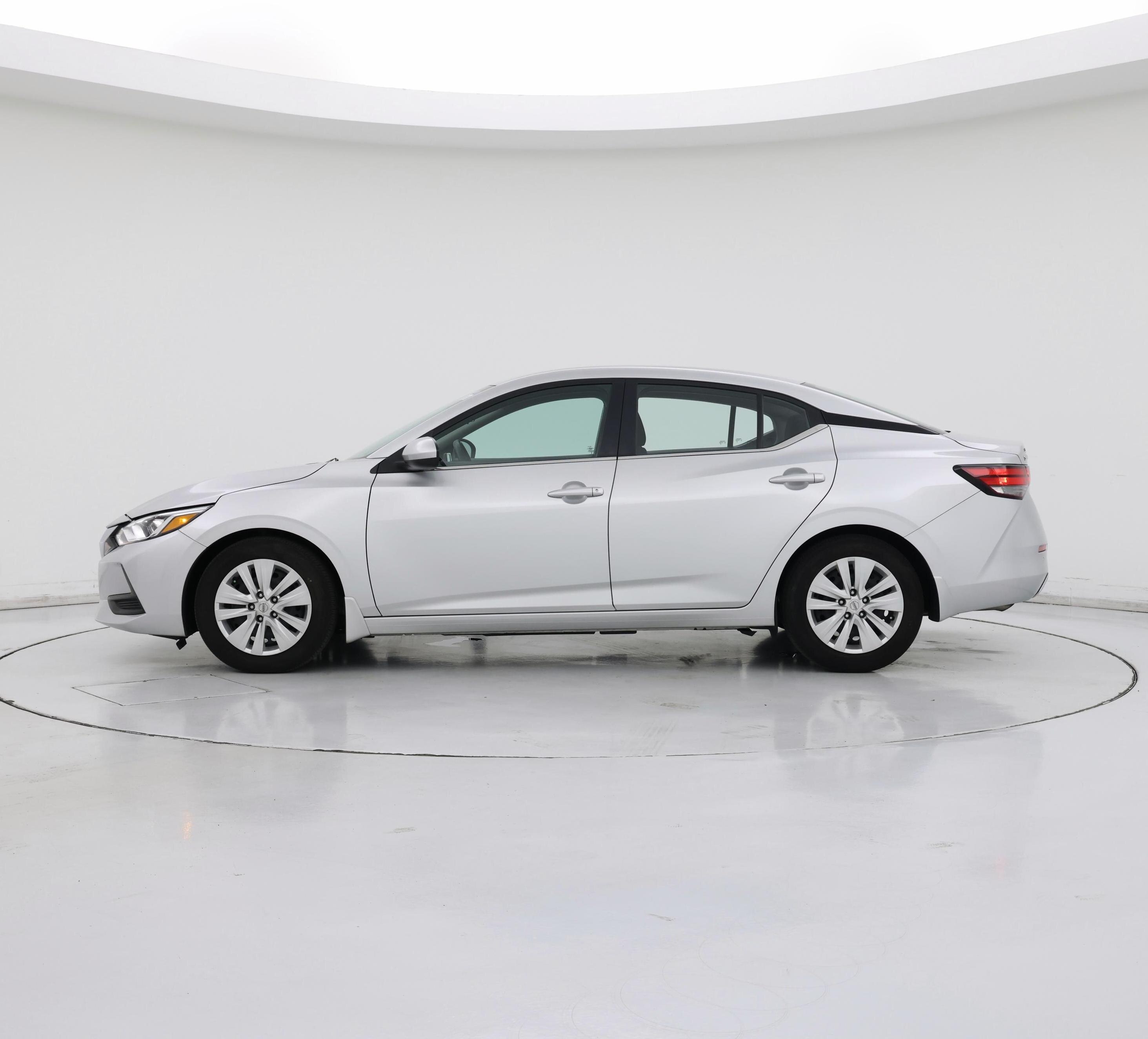 Thumbnail: 2023 Nissan Sentra - 3