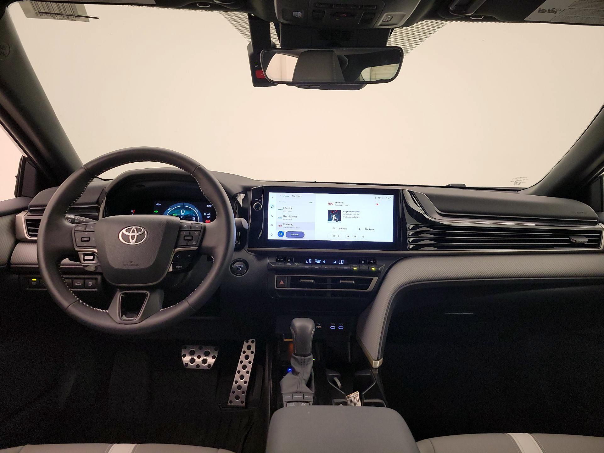 Thumbnail: 2025 Toyota Camry - 9