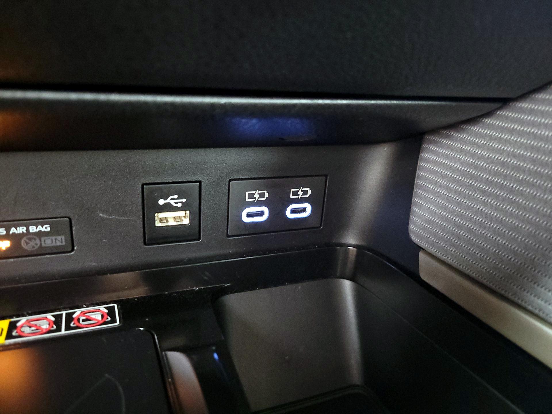 Thumbnail: 2025 Toyota Camry - 18