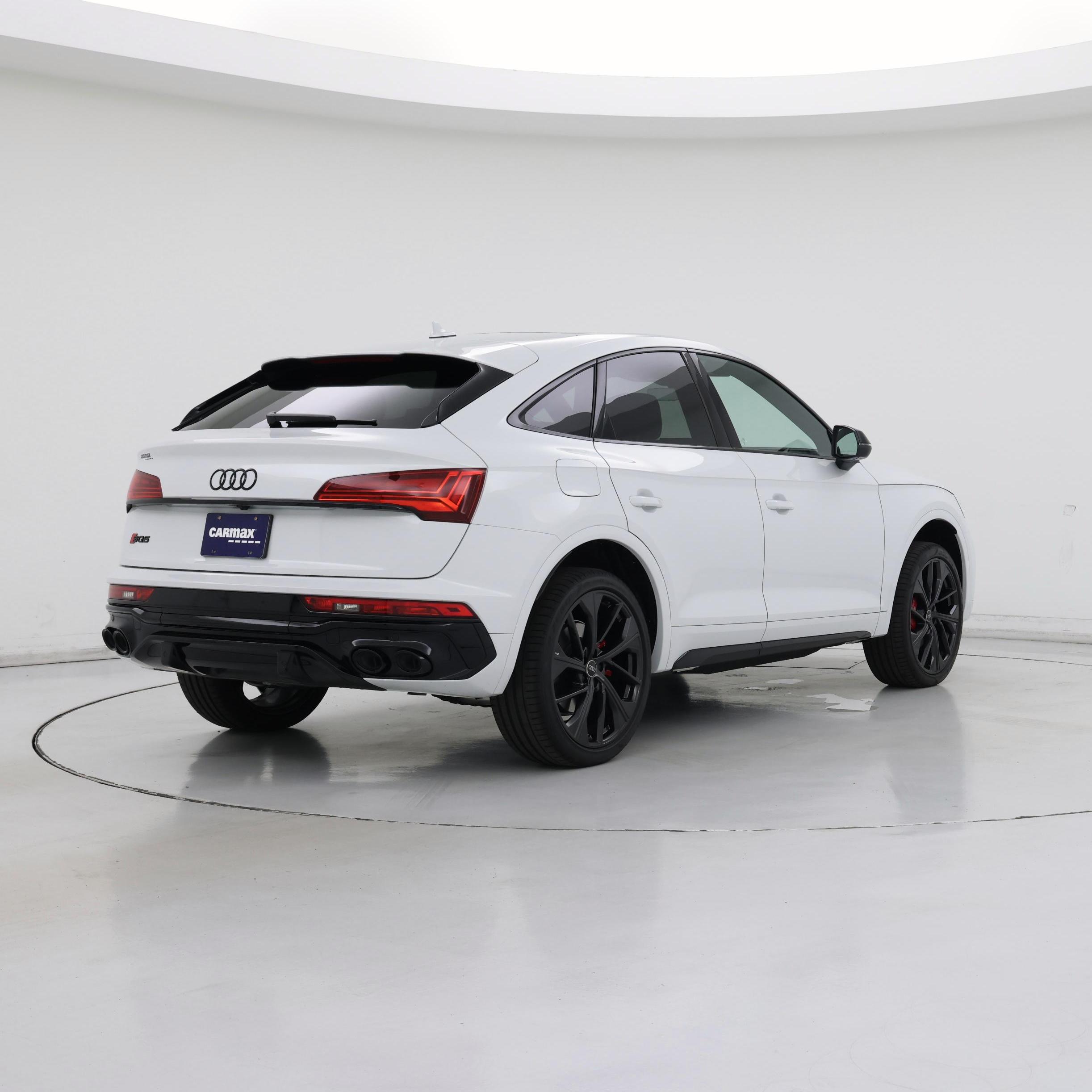 Thumbnail: 2025 Audi SQ5 - 8
