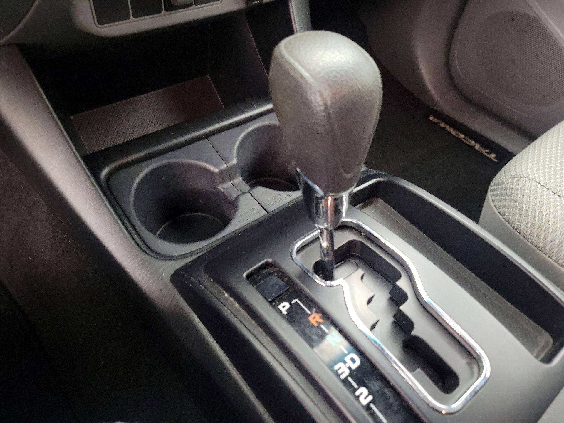 Thumbnail: 2014 Toyota Tacoma - 16
