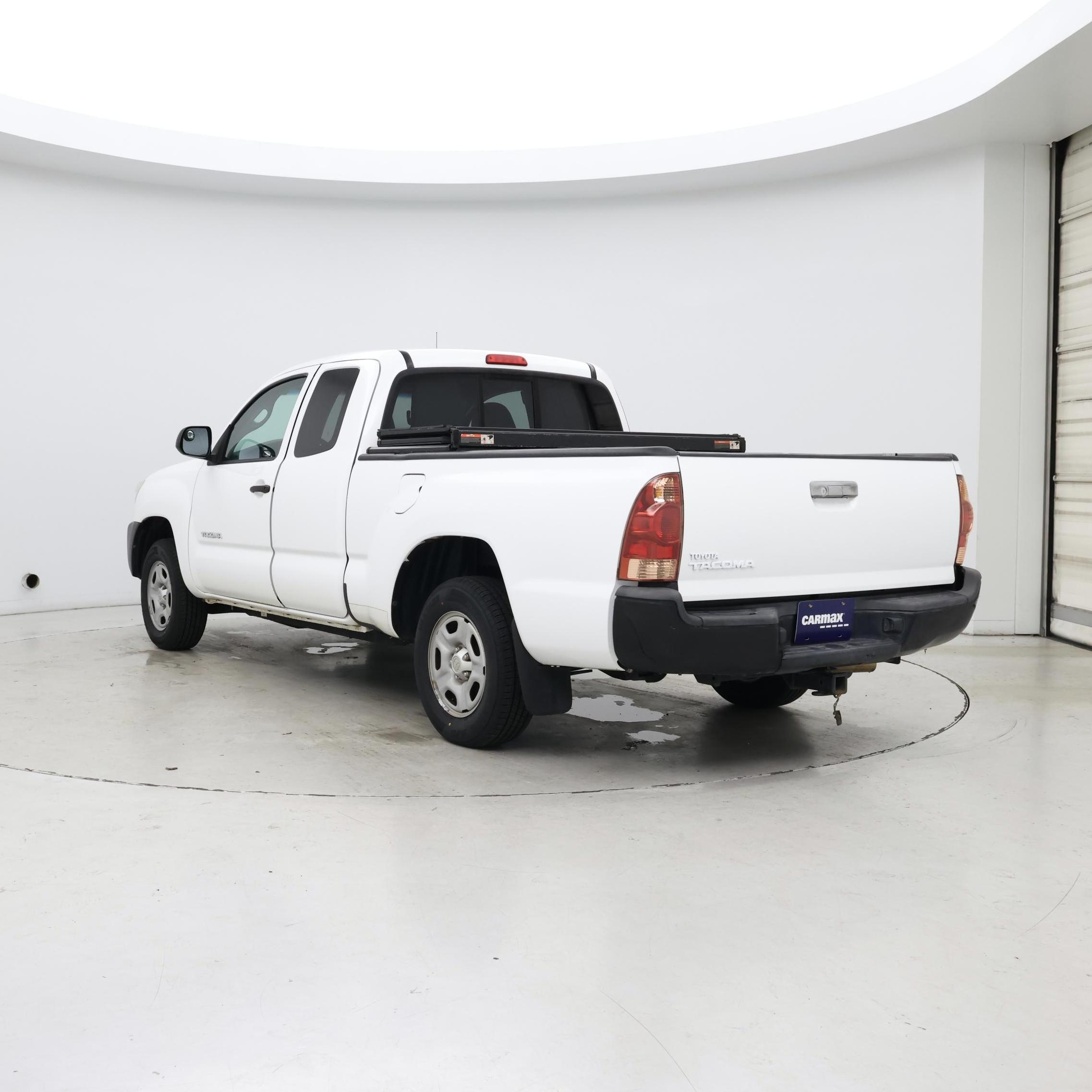 Thumbnail: 2014 Toyota Tacoma - 2