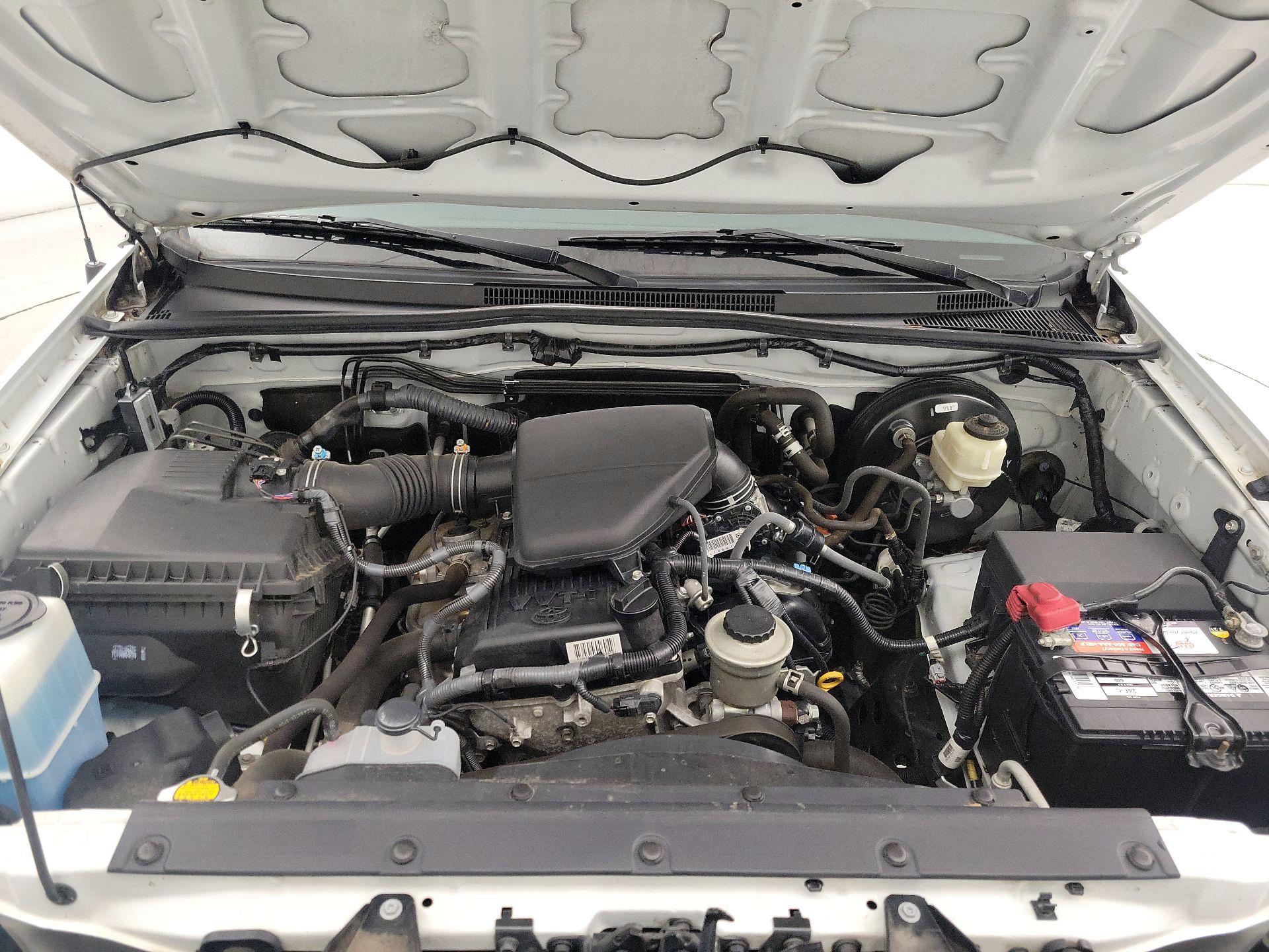 Thumbnail: 2014 Toyota Tacoma - 19