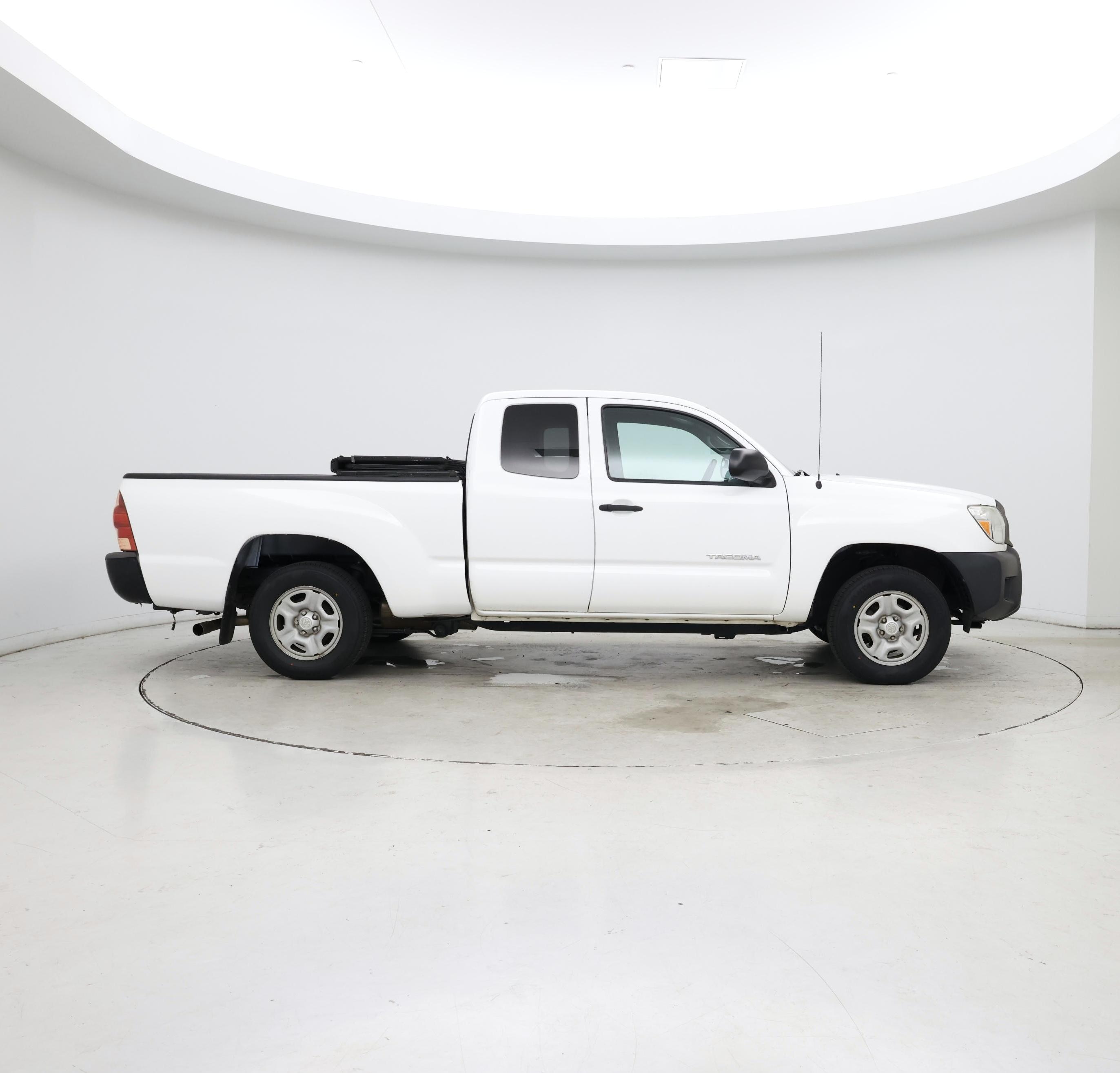 Thumbnail: 2014 Toyota Tacoma - 7