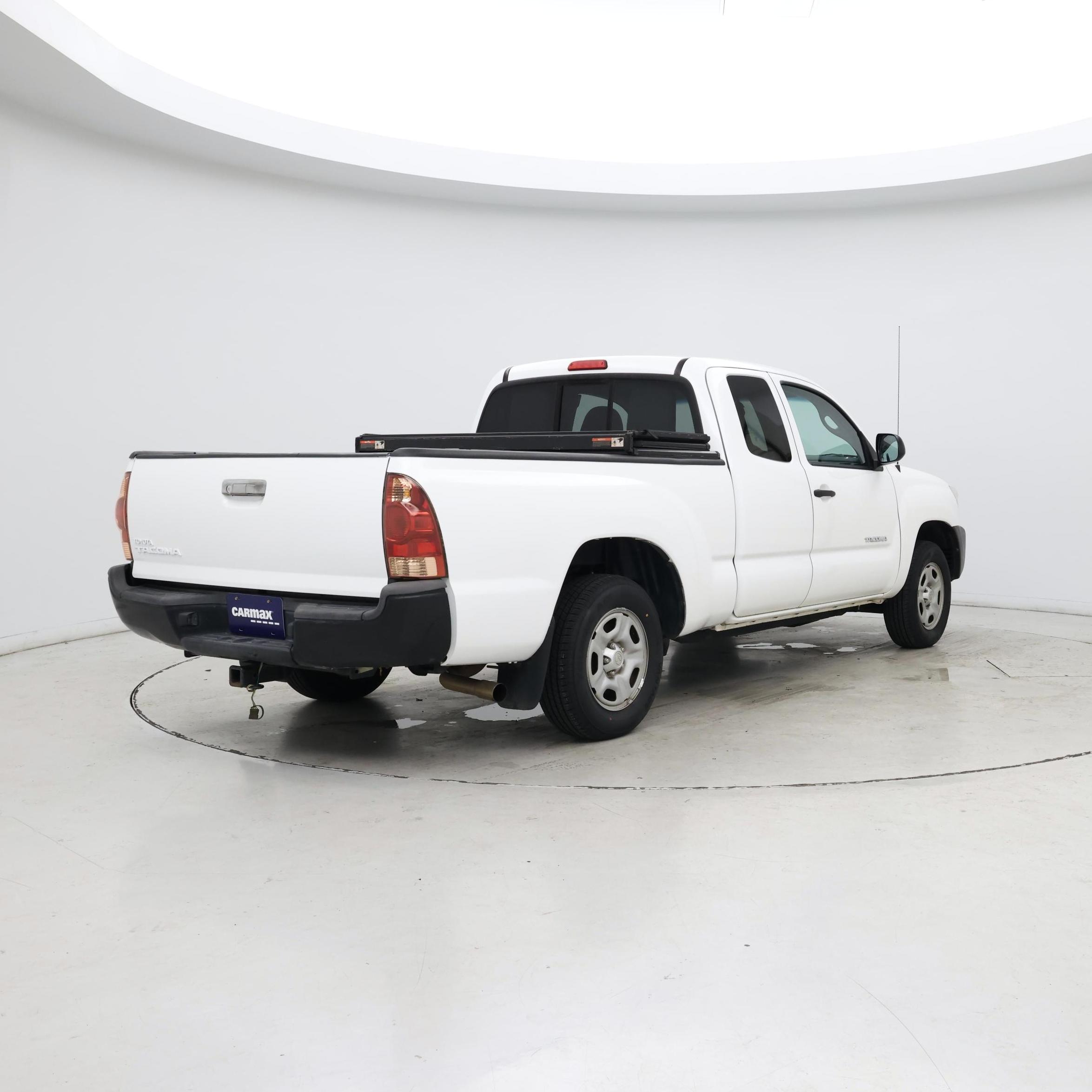 Thumbnail: 2014 Toyota Tacoma - 8