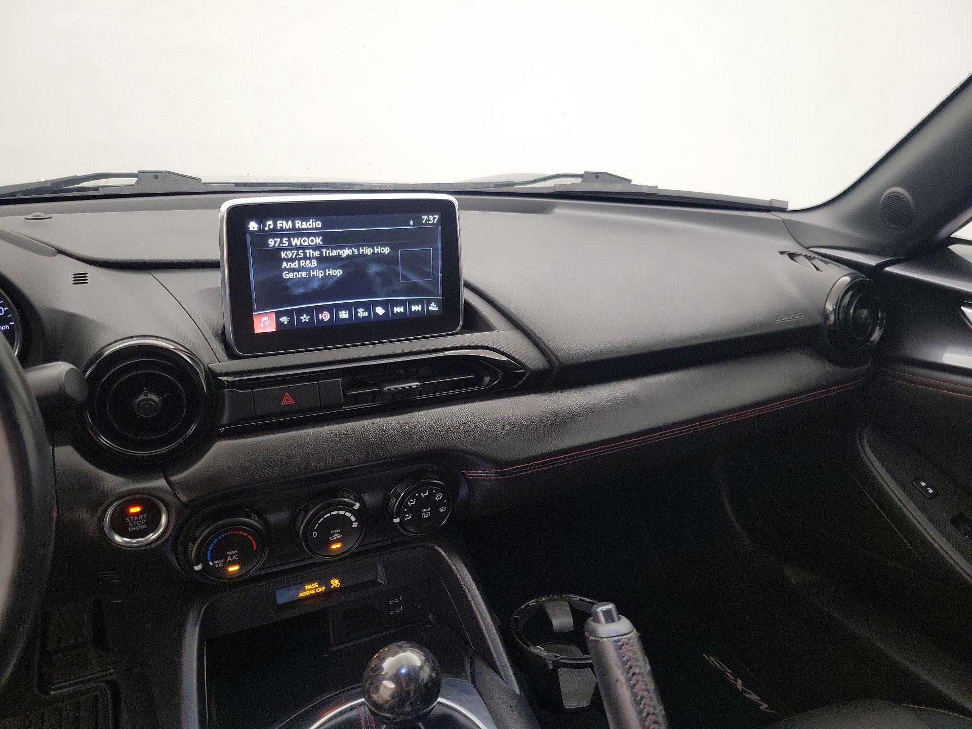 Thumbnail: 2016 Mazda MX-5 Miata - 9
