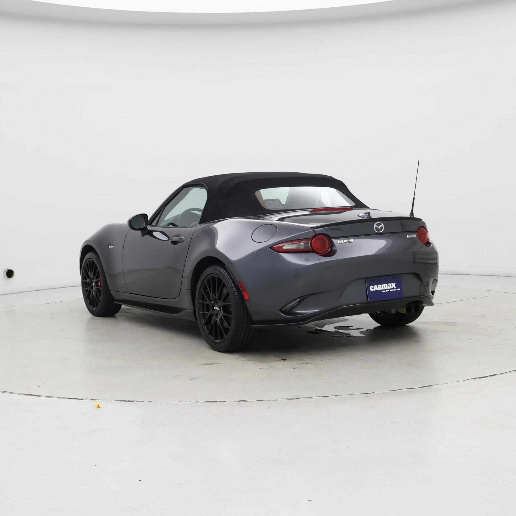 Thumbnail: 2016 Mazda MX-5 Miata - 2