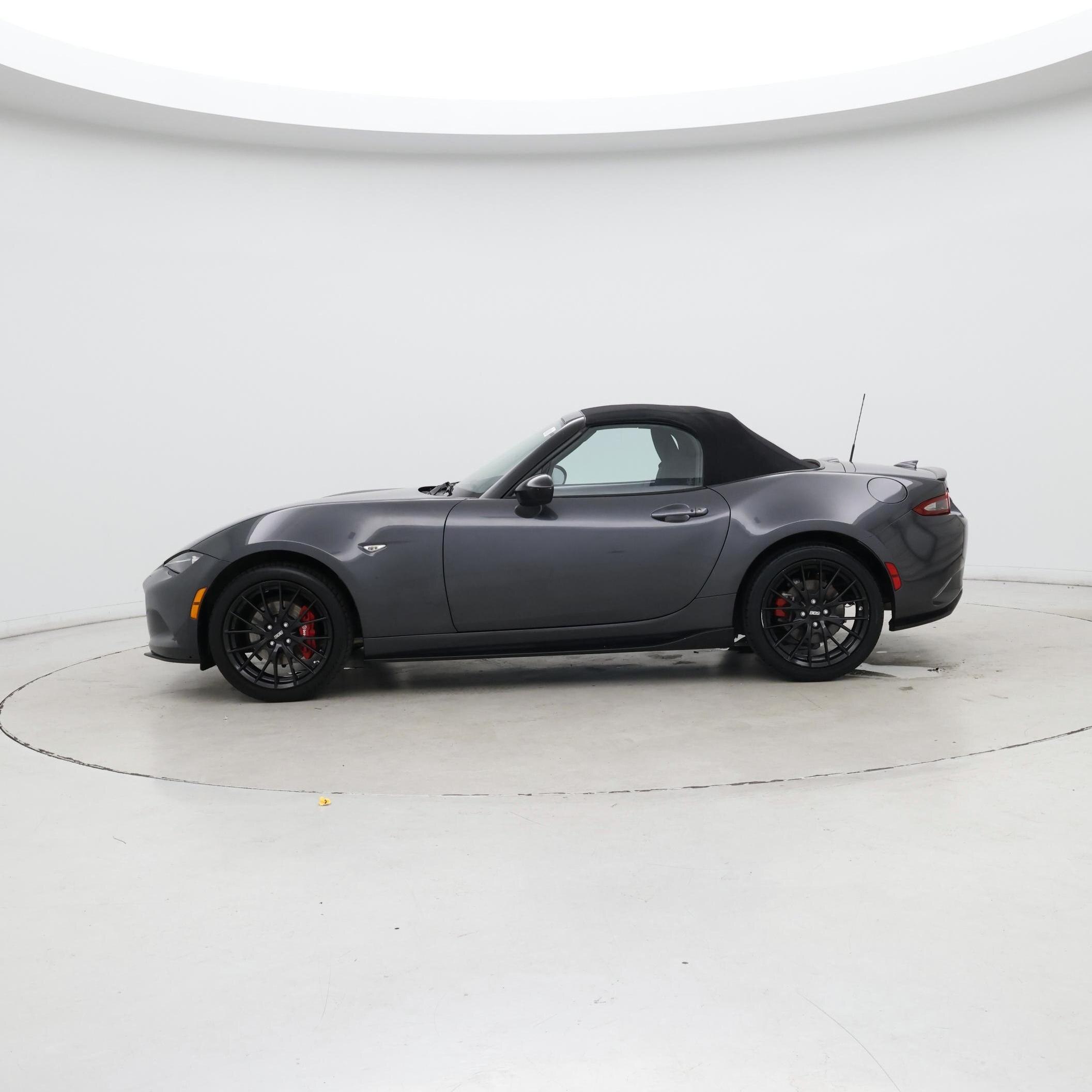 Thumbnail: 2016 Mazda MX-5 Miata - 3