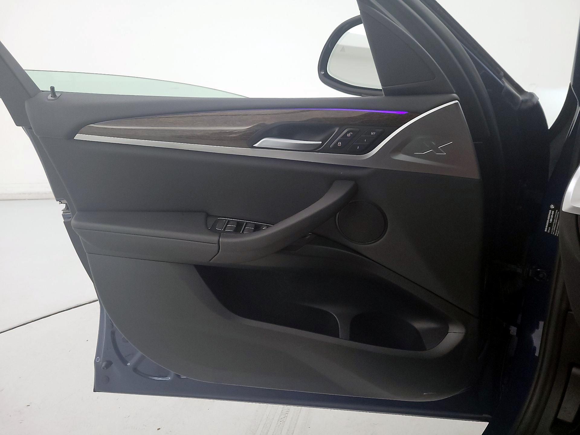 Thumbnail: 2021 BMW X3 - 12