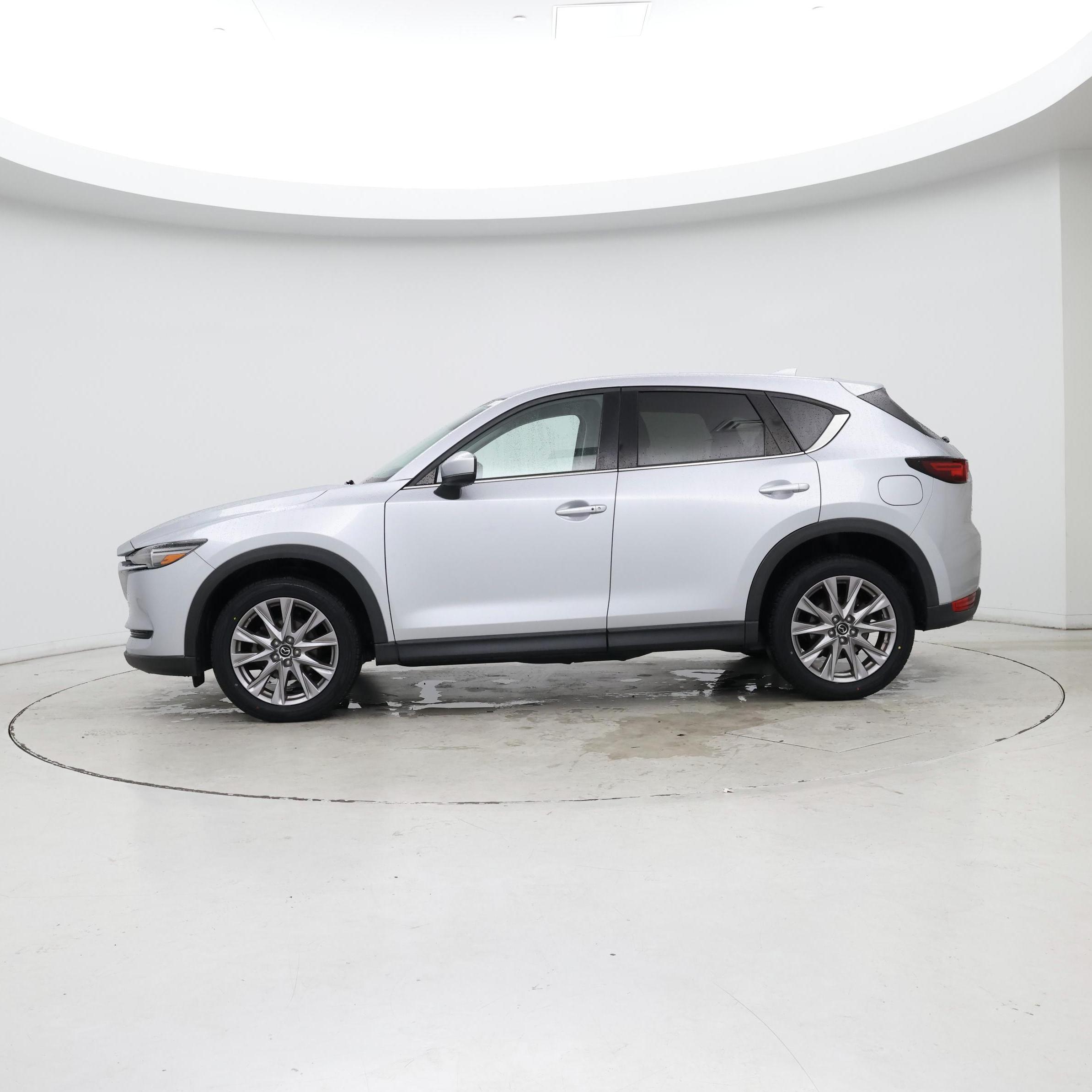 Thumbnail: 2020 Mazda CX-5 - 3