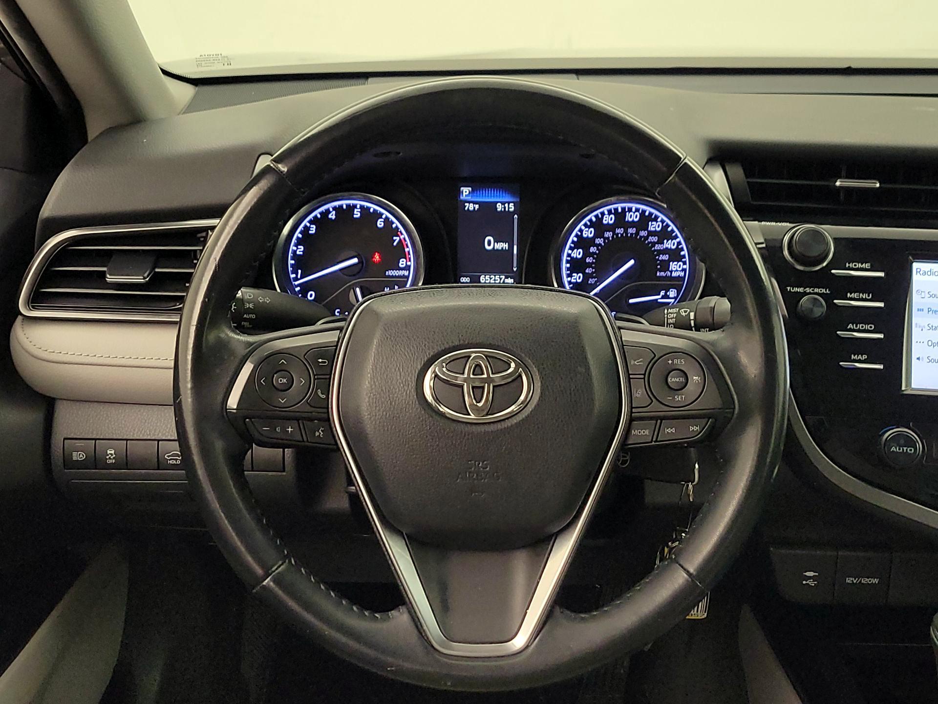 Thumbnail: 2019 Toyota Camry - 10