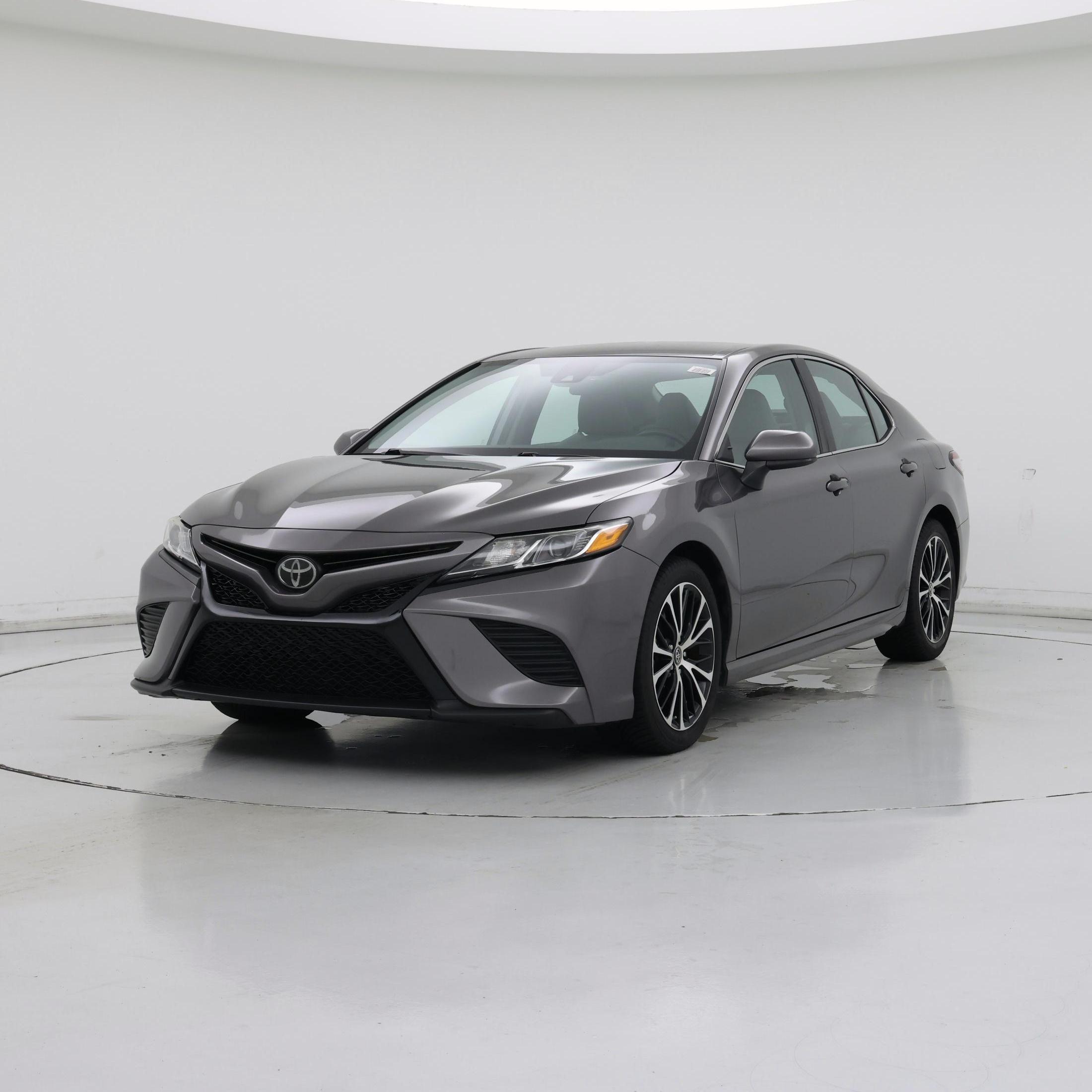 Thumbnail: 2019 Toyota Camry - 4