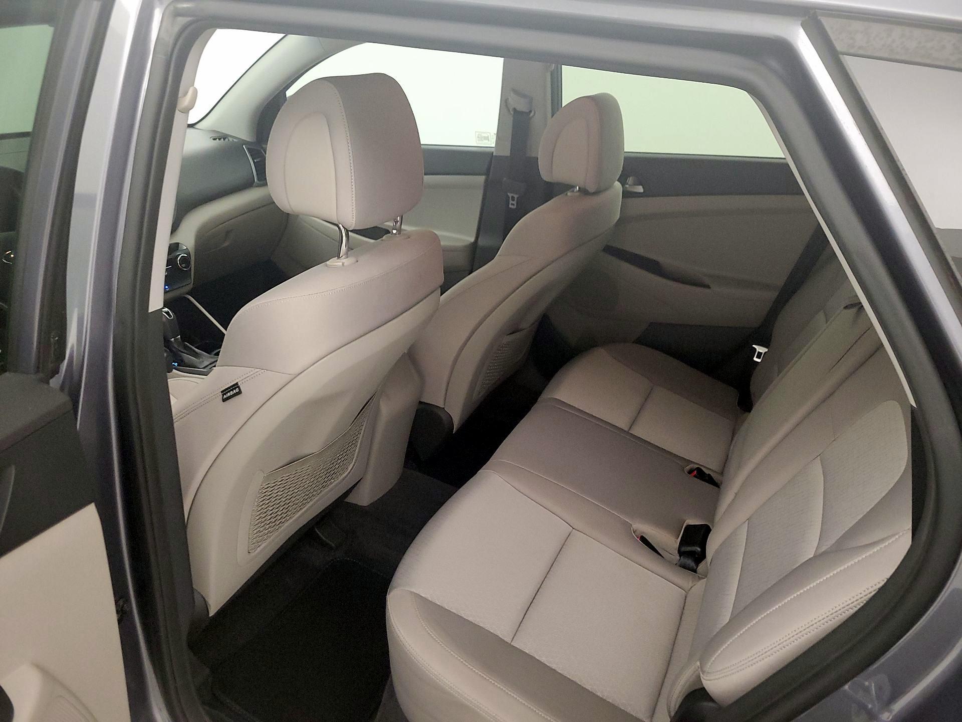 Thumbnail: 2016 Hyundai Tucson - 19