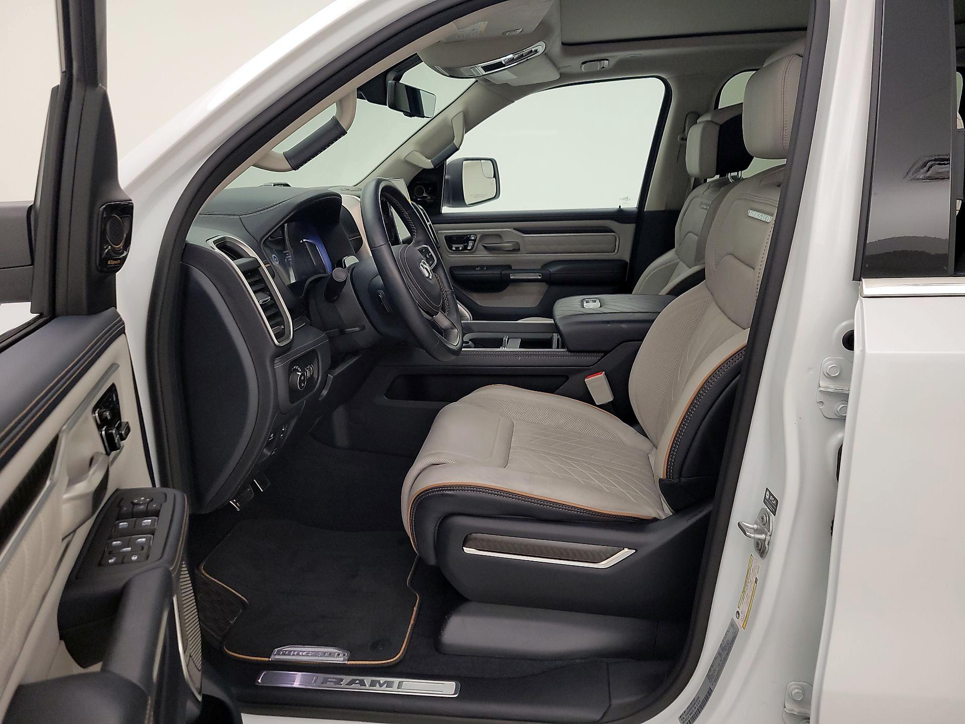 Thumbnail: 2025 RAM 1500 - 11