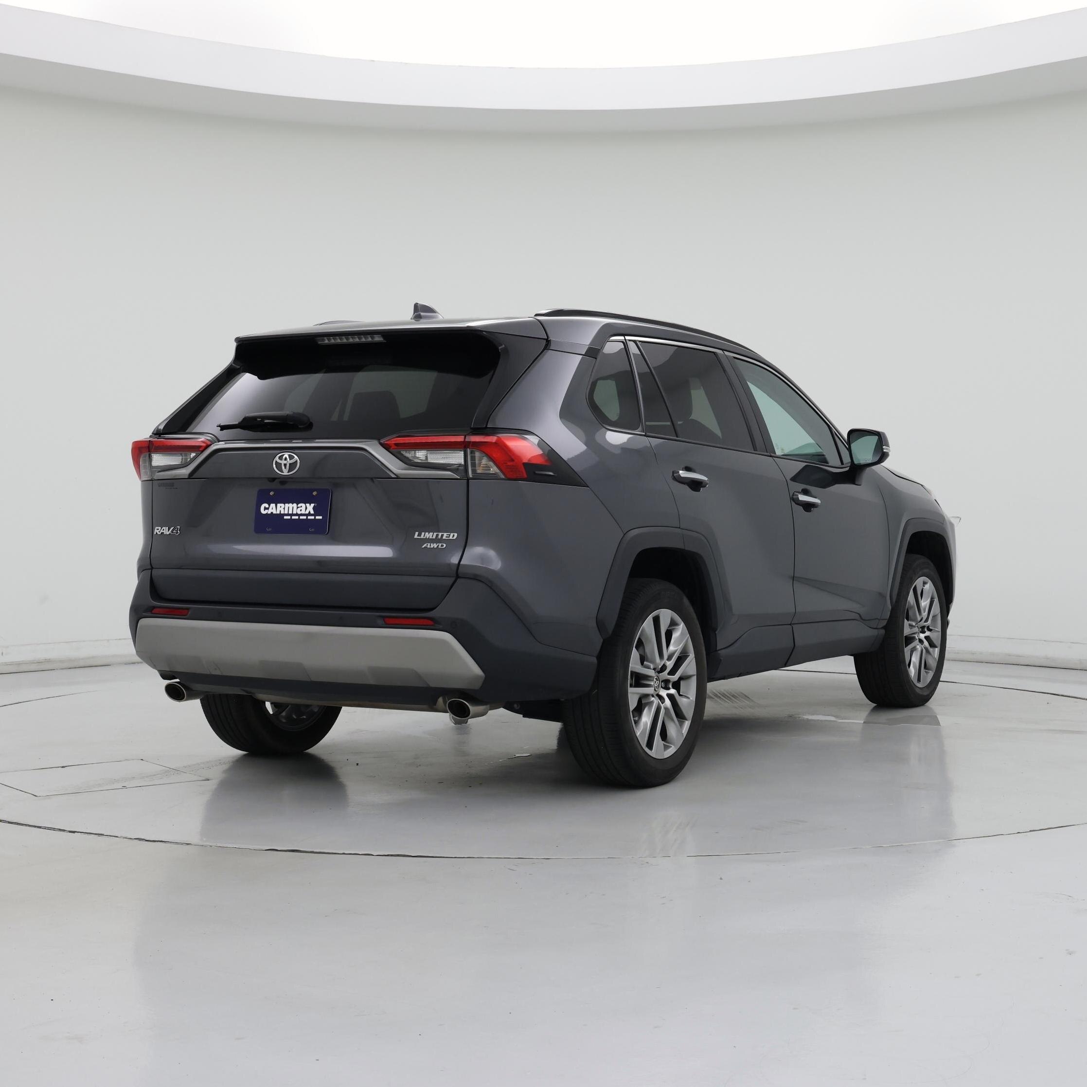 Thumbnail: 2022 Toyota RAV4 - 8