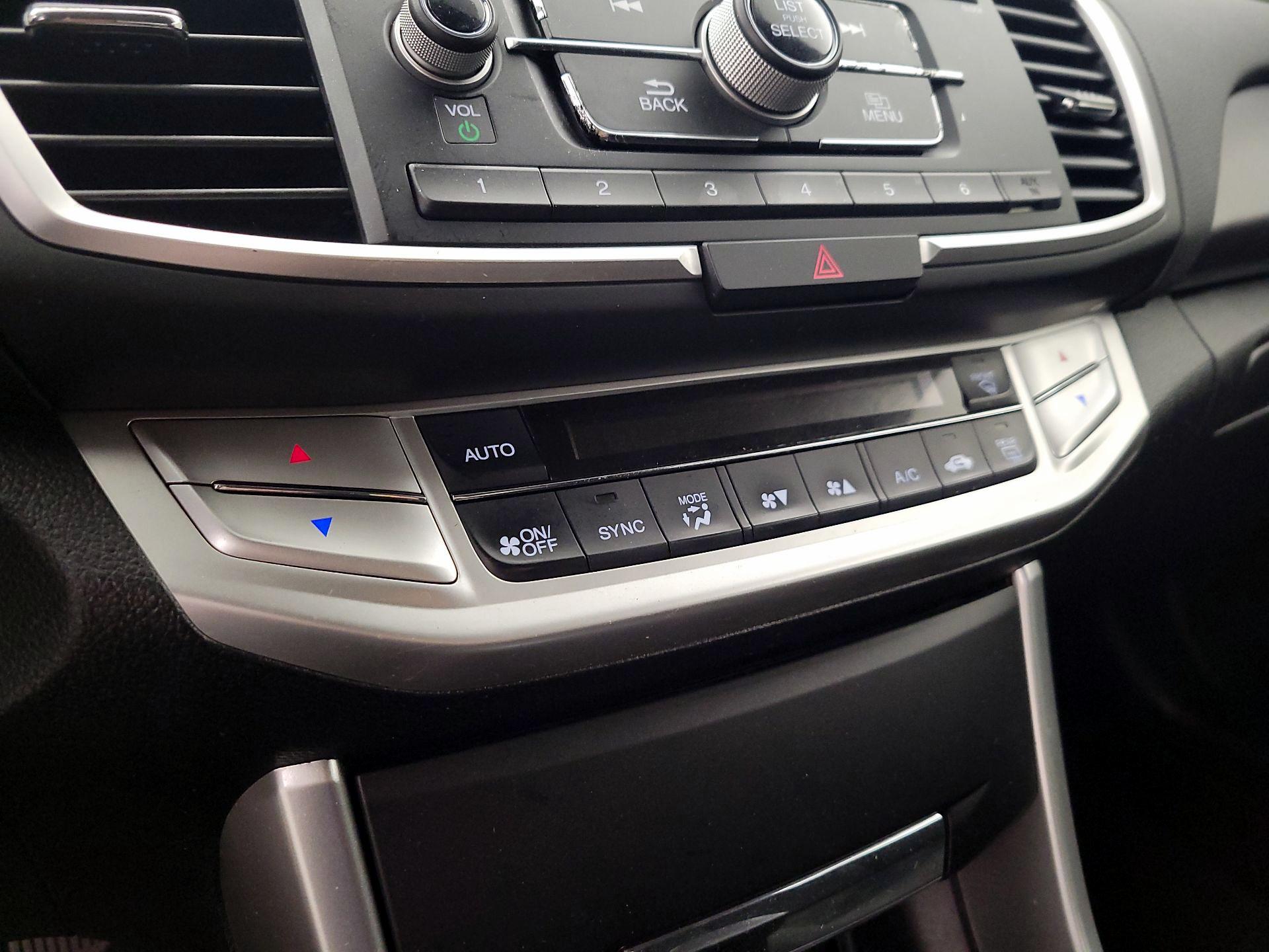 Thumbnail: 2013 Honda Accord - 16