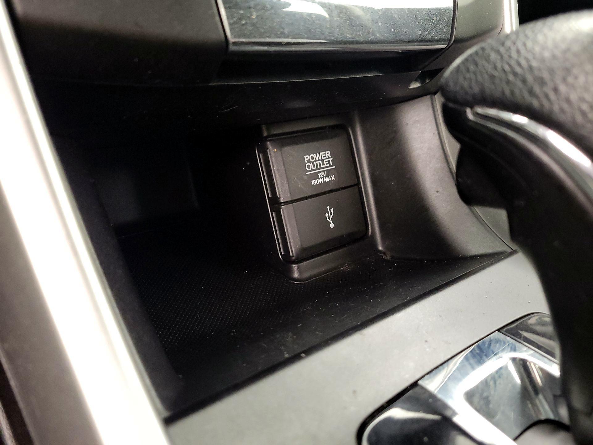 Thumbnail: 2013 Honda Accord - 18