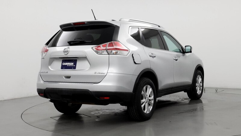 2016 Nissan Rogue SV 8